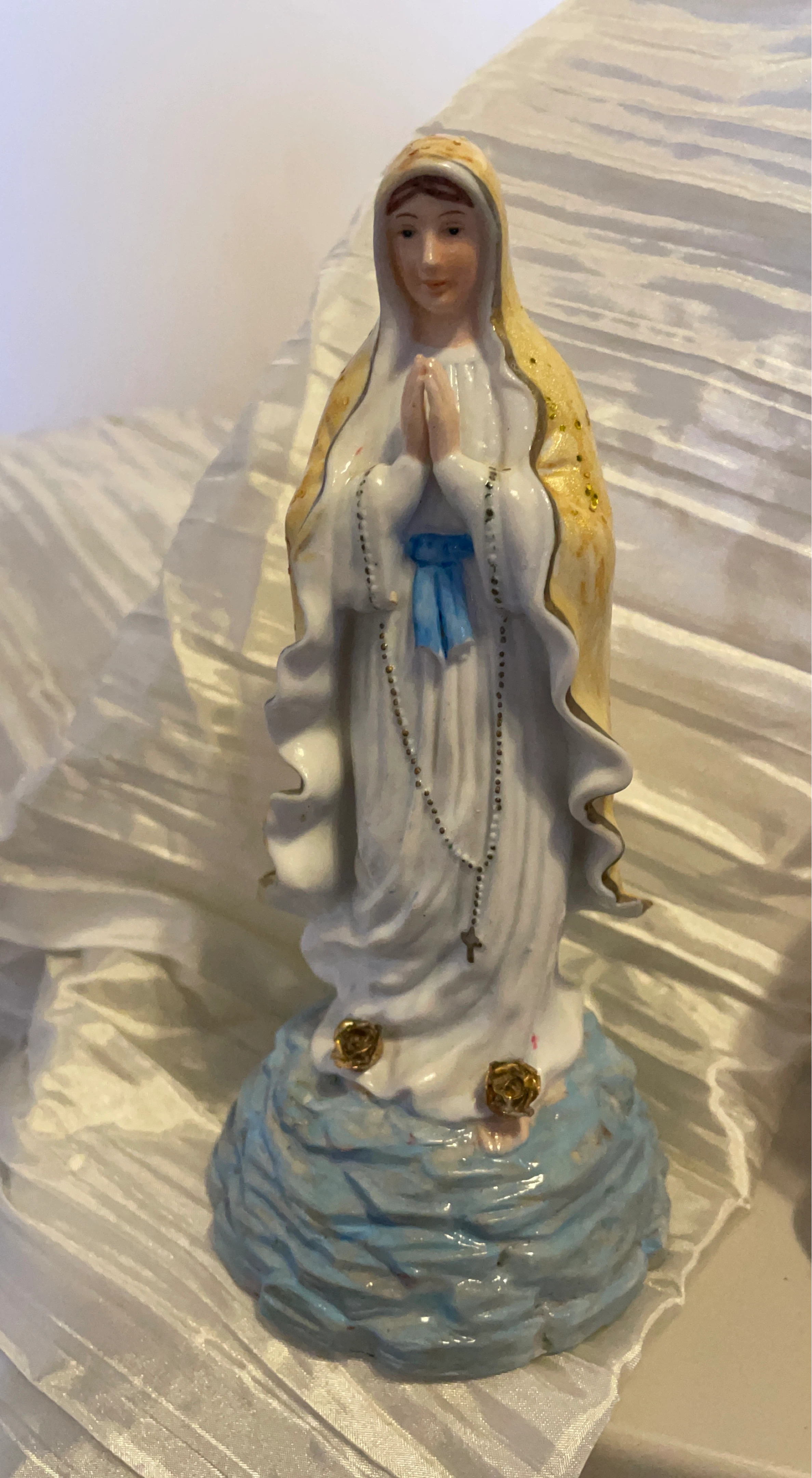 Vintage Virgin Mary Music Box Figurine