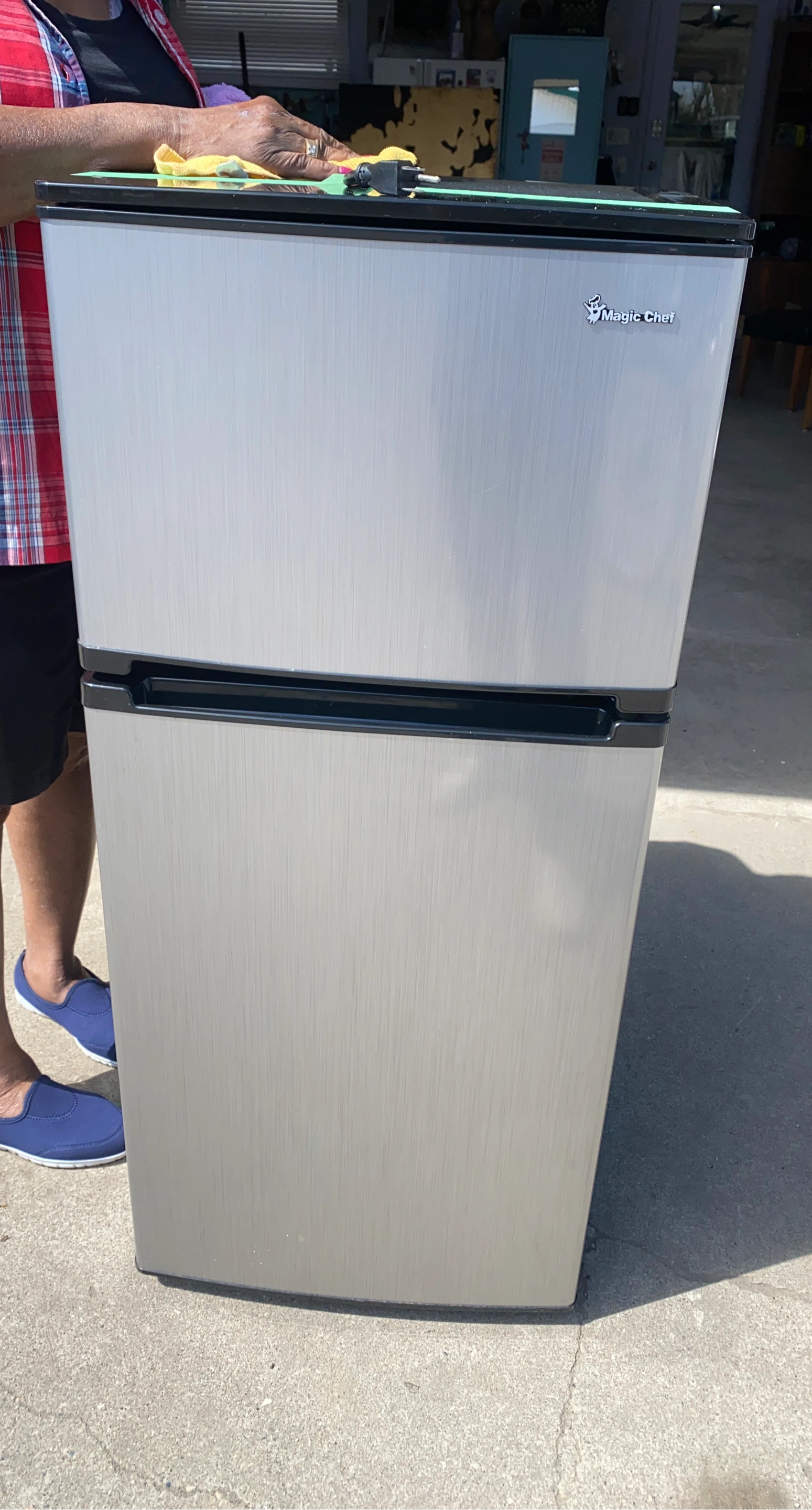 Magic Chef Mini Fridge