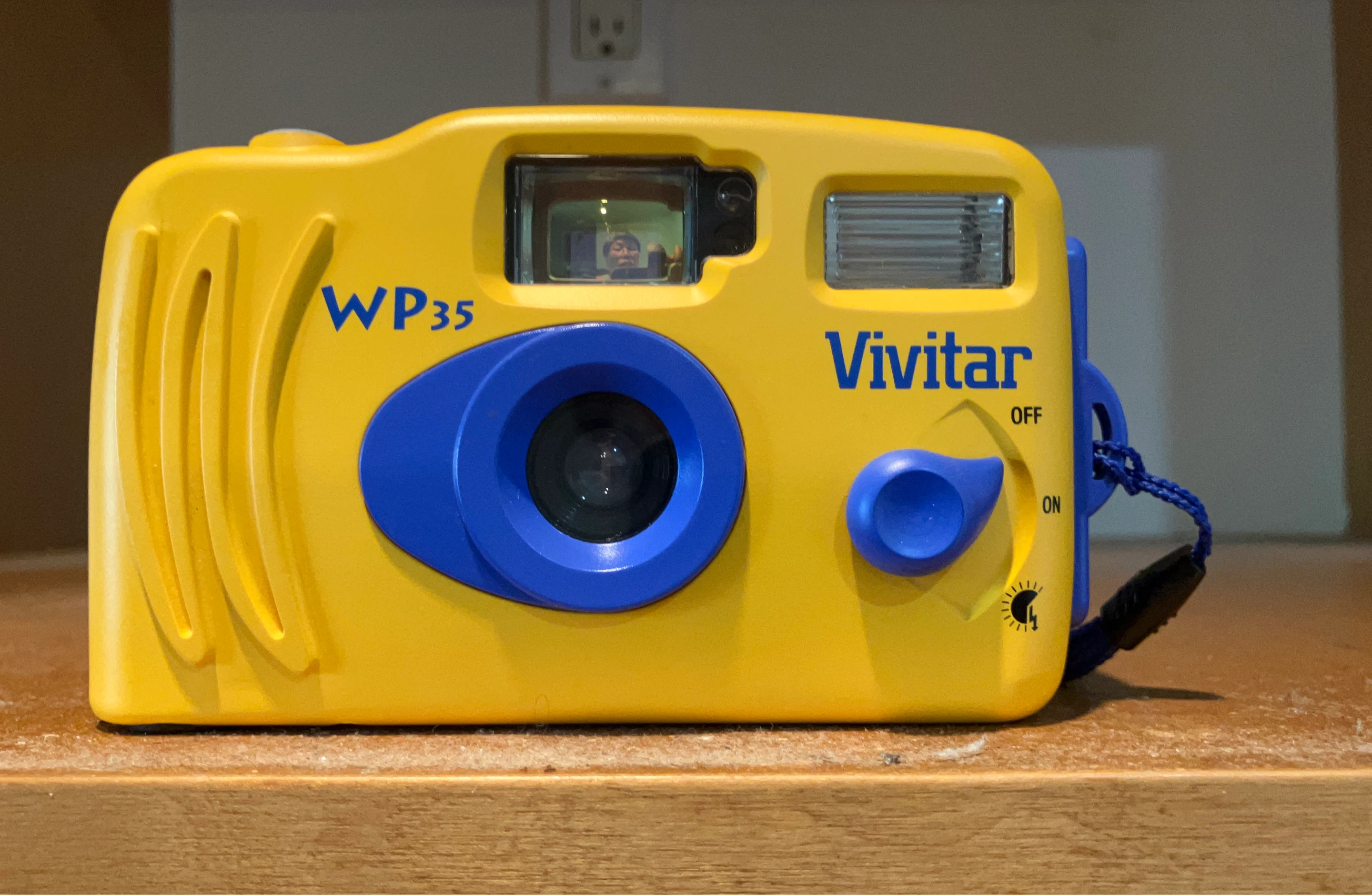Vivitar WP35 Yellow Underwater Camera