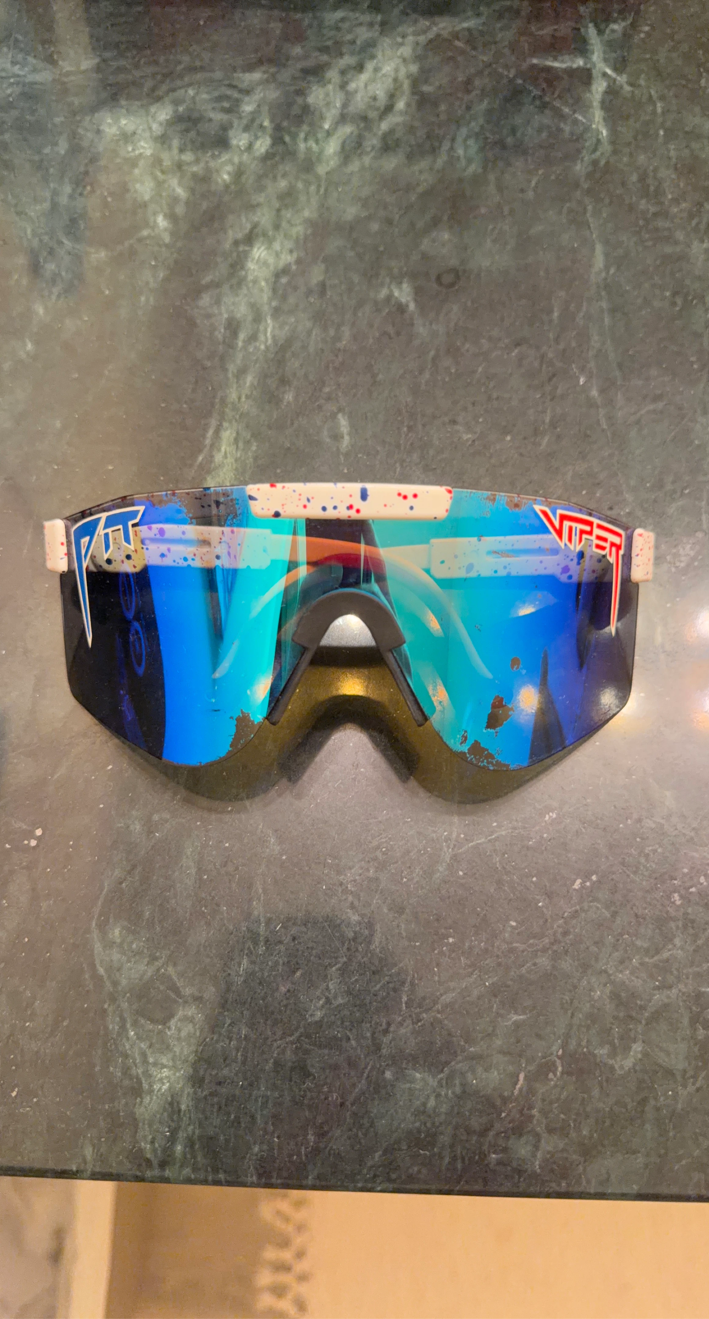 Pit Viper 2000 Polarized Sunglasses (Small Scratches)