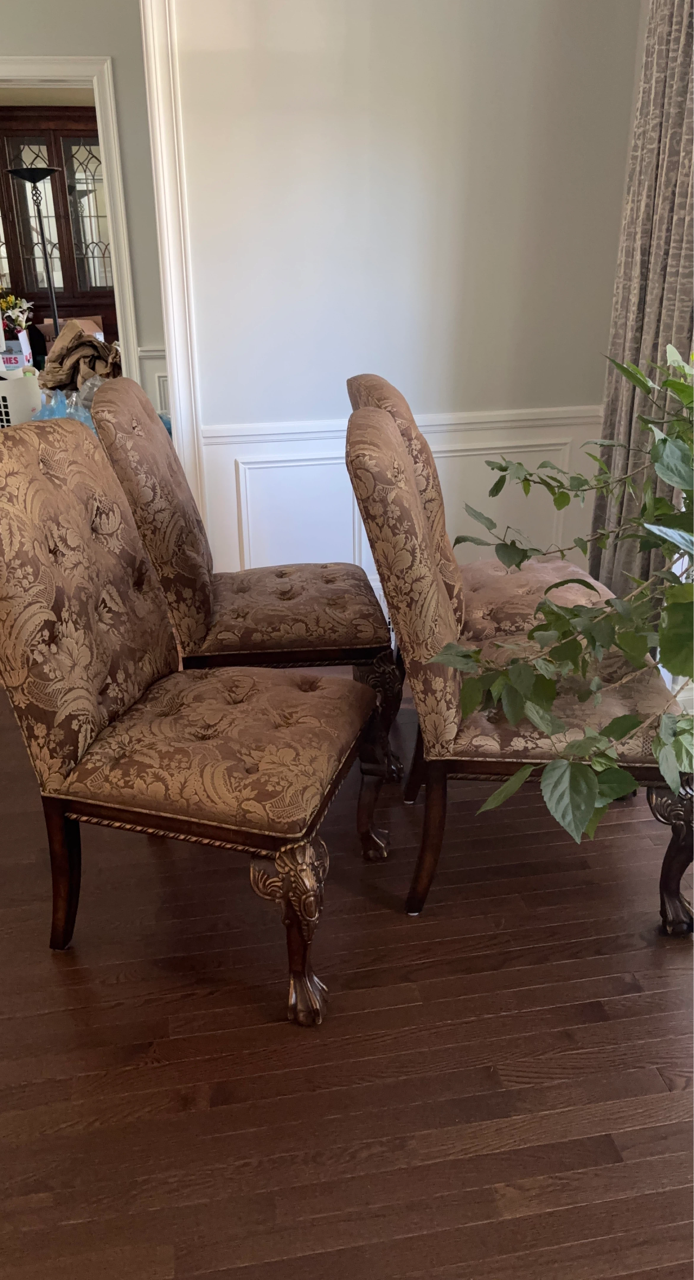 Set of 2 Ornate Accent Chairs