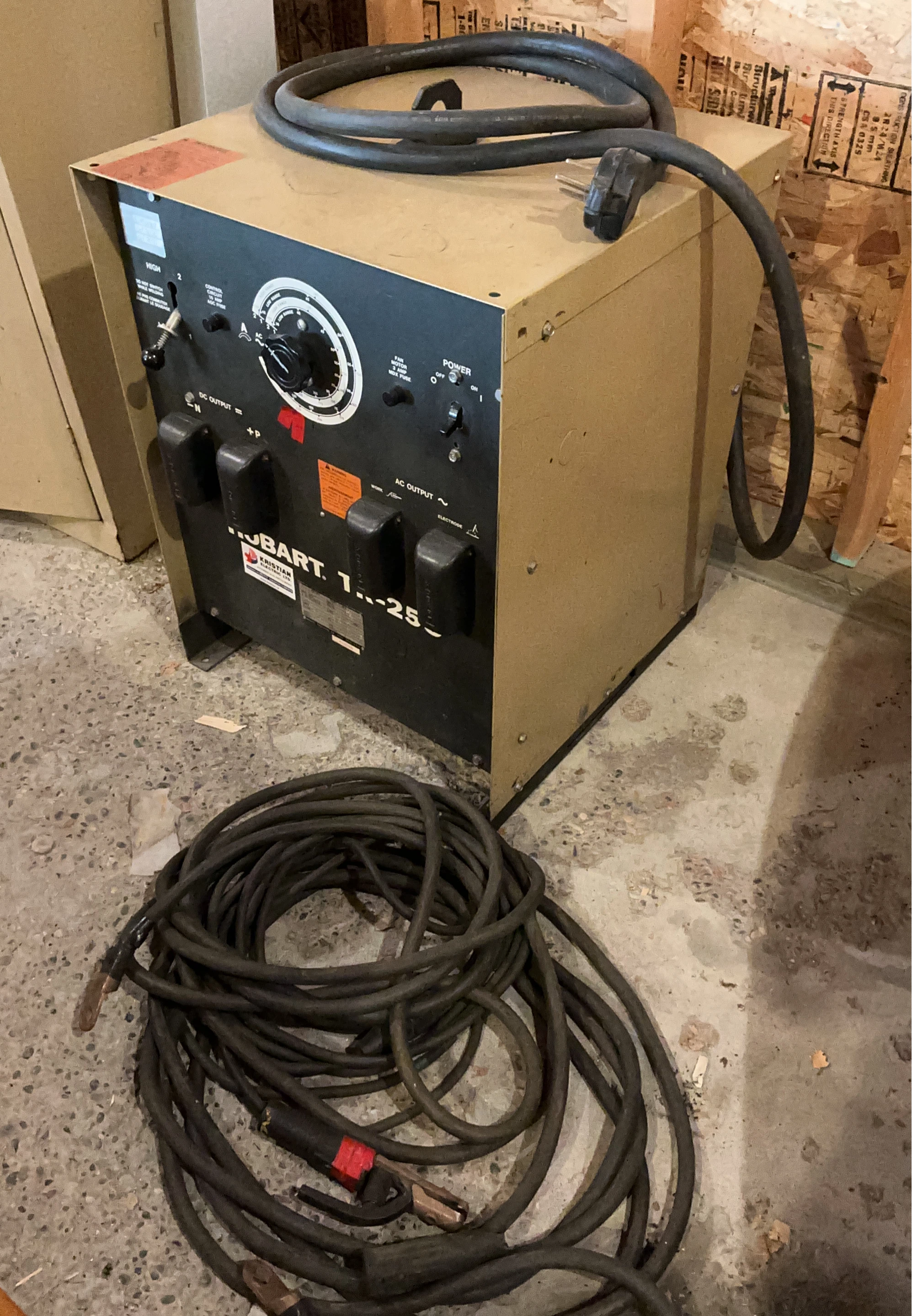 Hobart 1..25 Welder