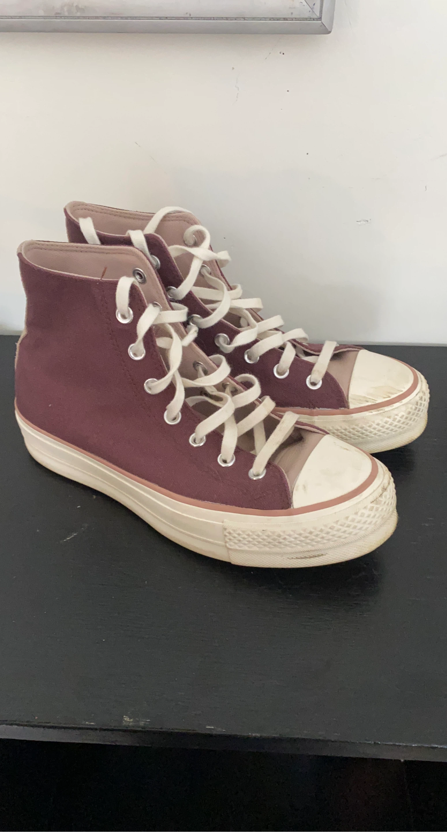 Converse All Star Chuck Taylor High Top Sneakers Burgundy
