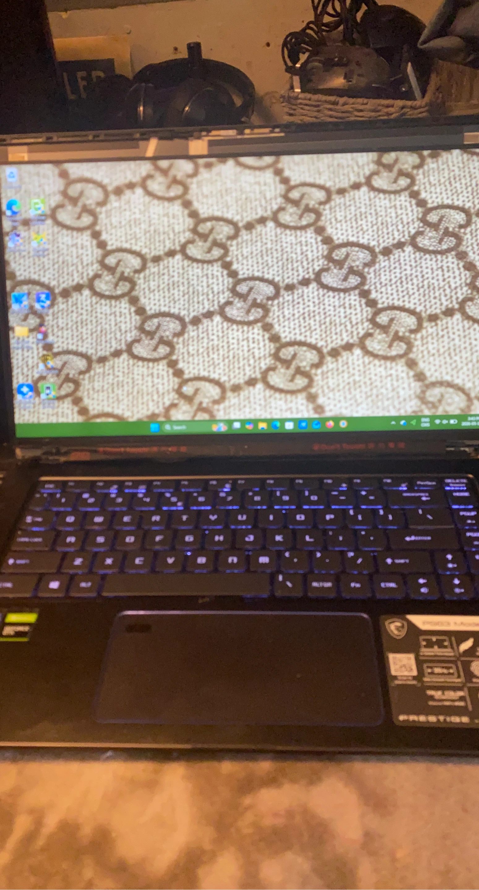 MSI PS63 Modern 8RDS Laptop **read full ad**