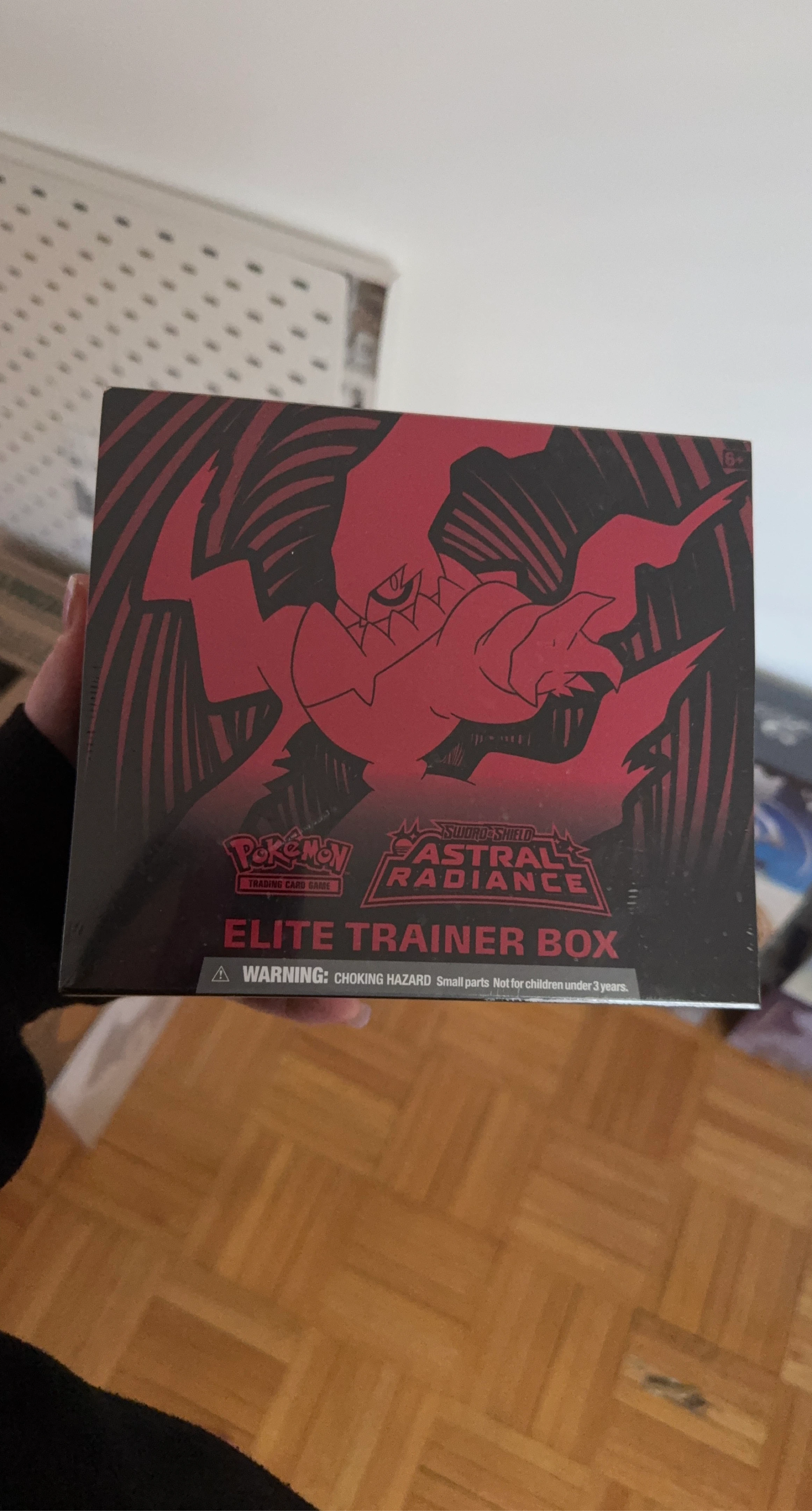 Pokémon Sword & Shield Astral Radiance Elite Trainer Box