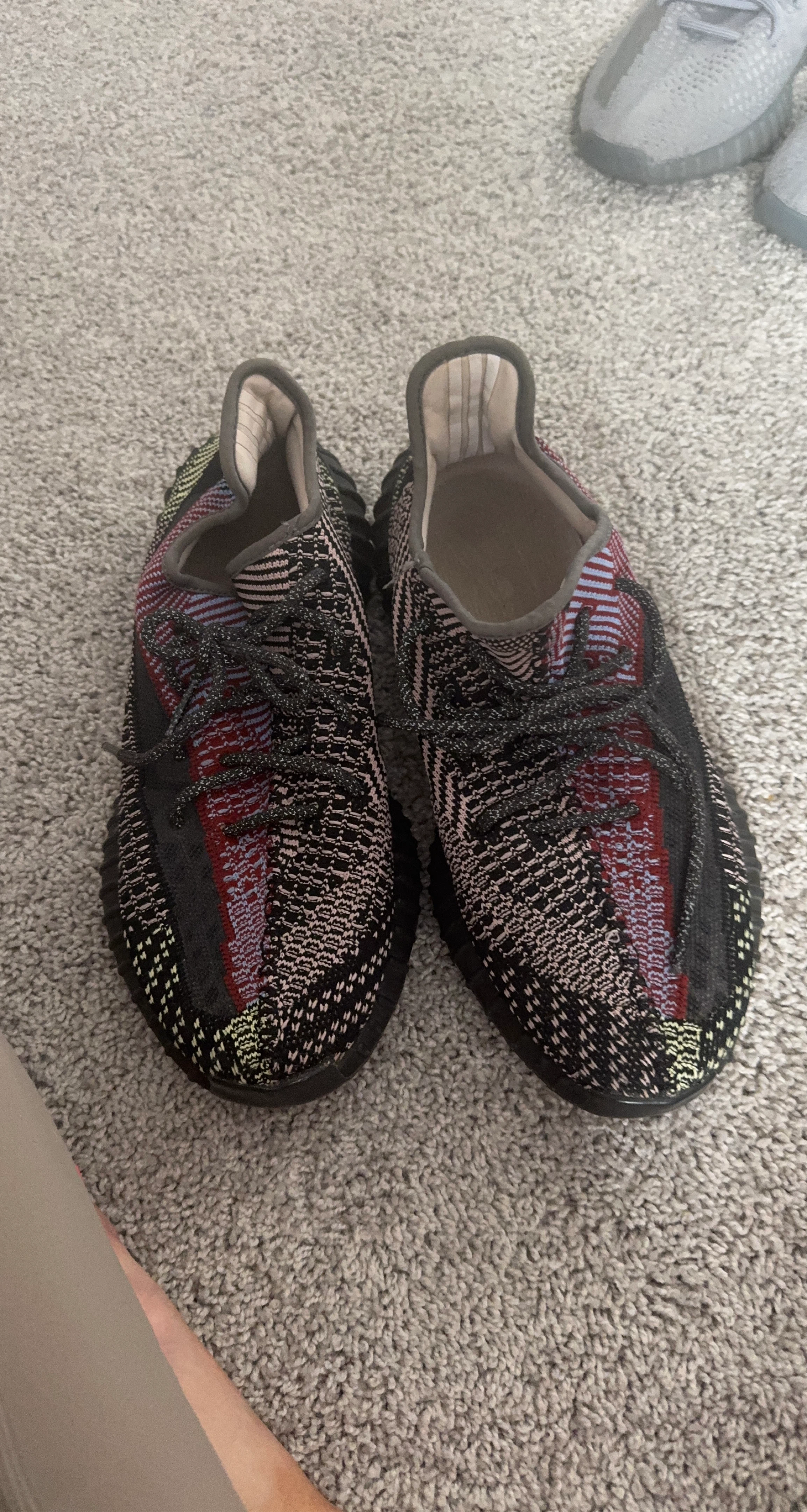 Adidas Yeezy Boost 350 V2 "Beluga Reflective" size 11 - photo 2