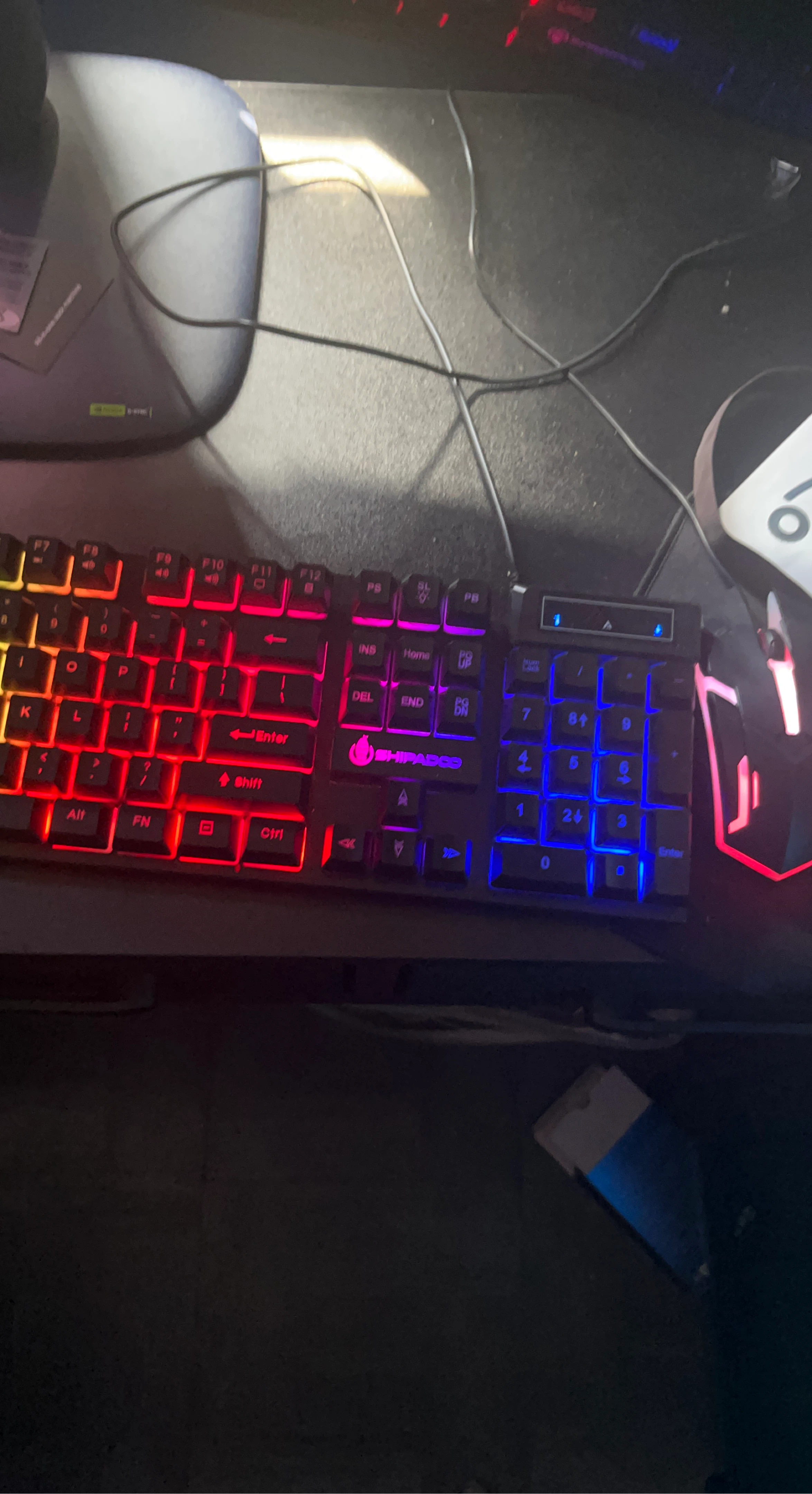 HIPADCO Gaming Keyboard with RGB Backlighting
