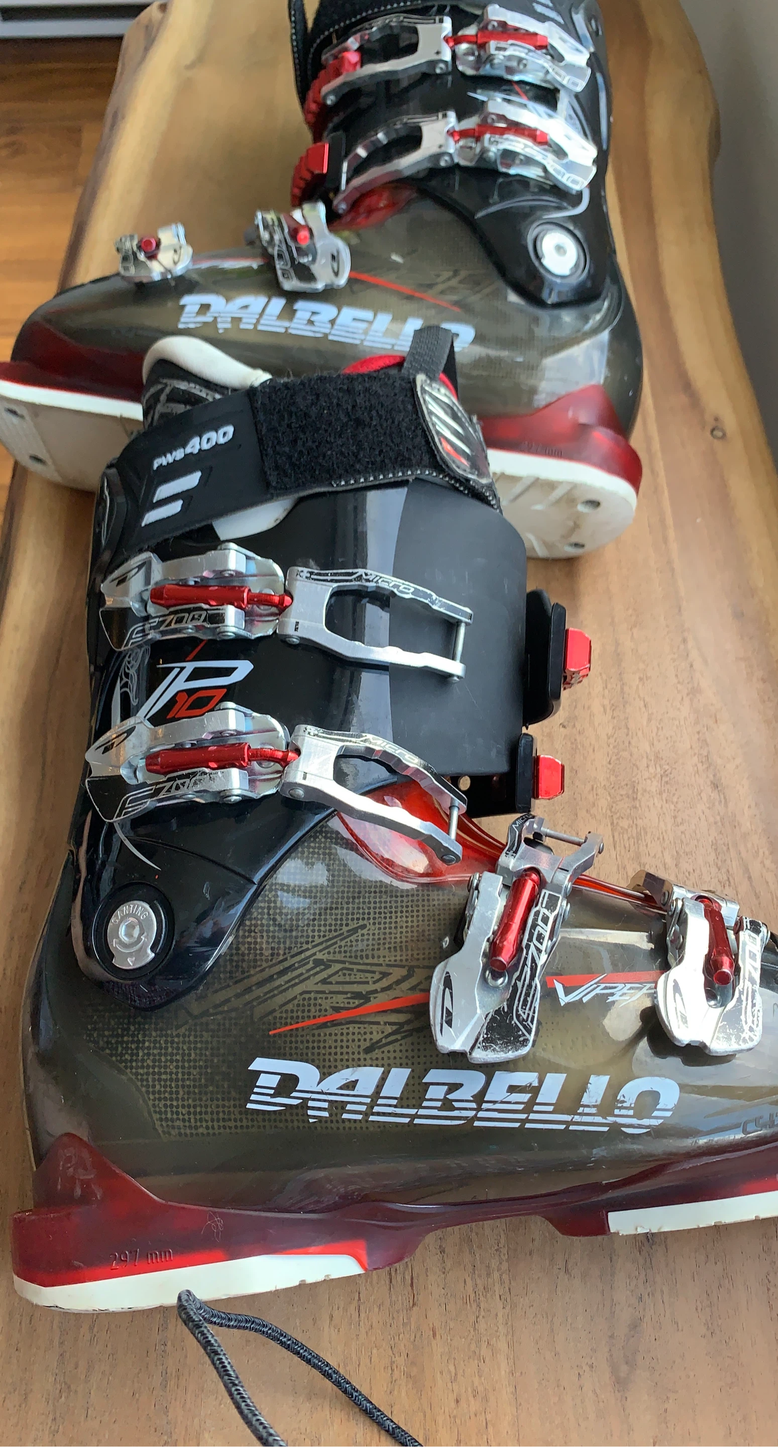 Dalbello ski boots 255  297mm viper