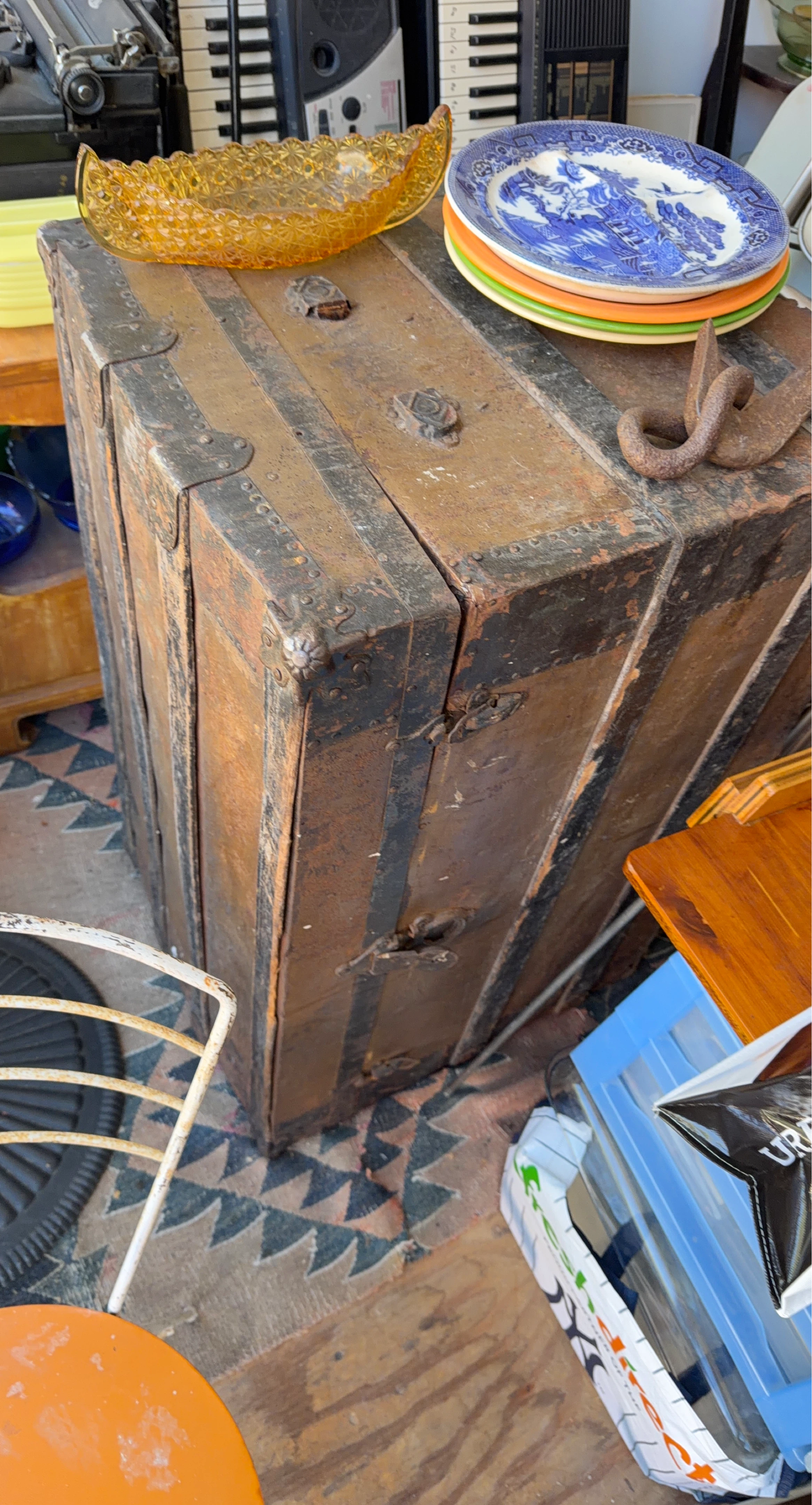 Vintage Steamer Trunk Travel Chest