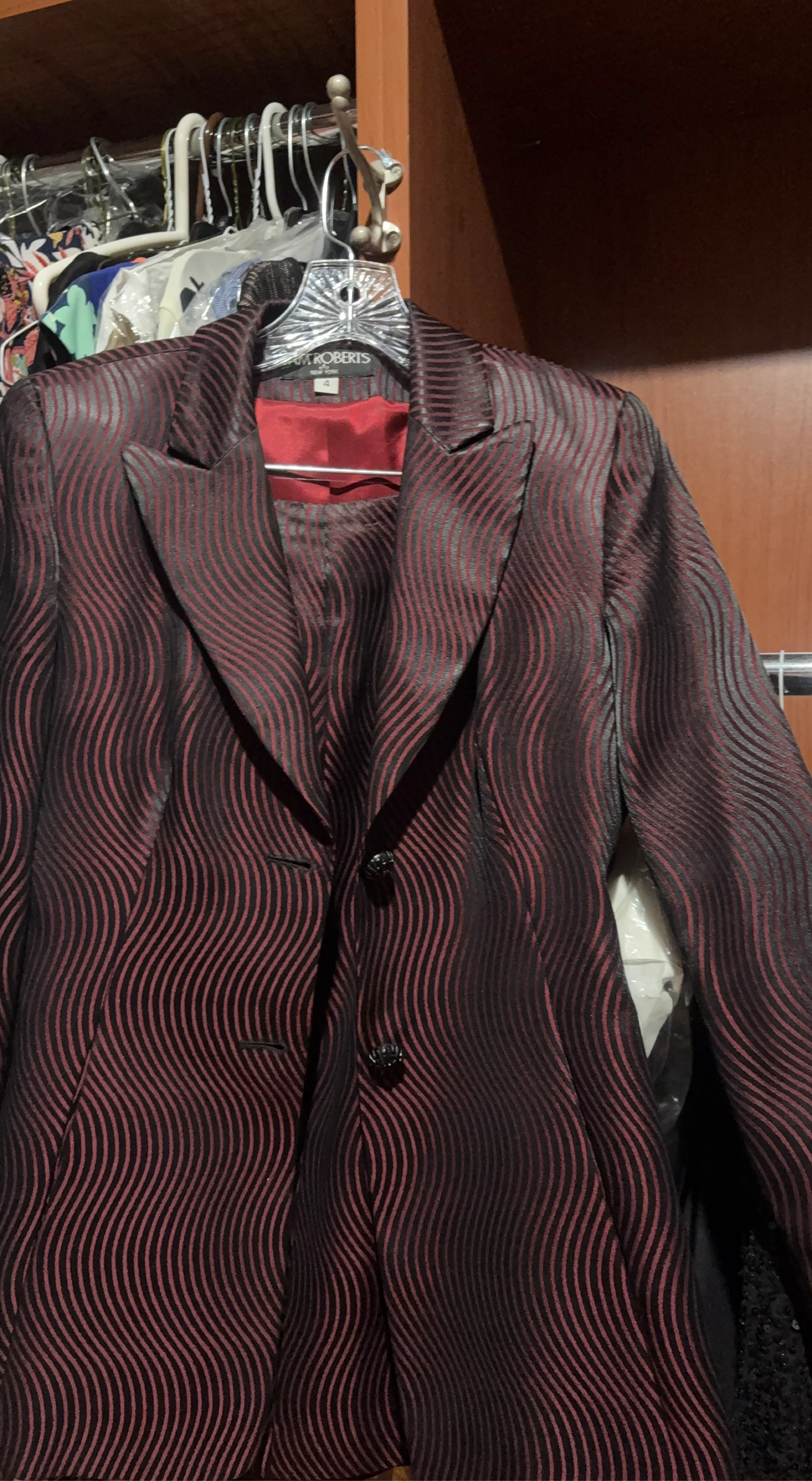 Tia Roberts Size 4 Jacket