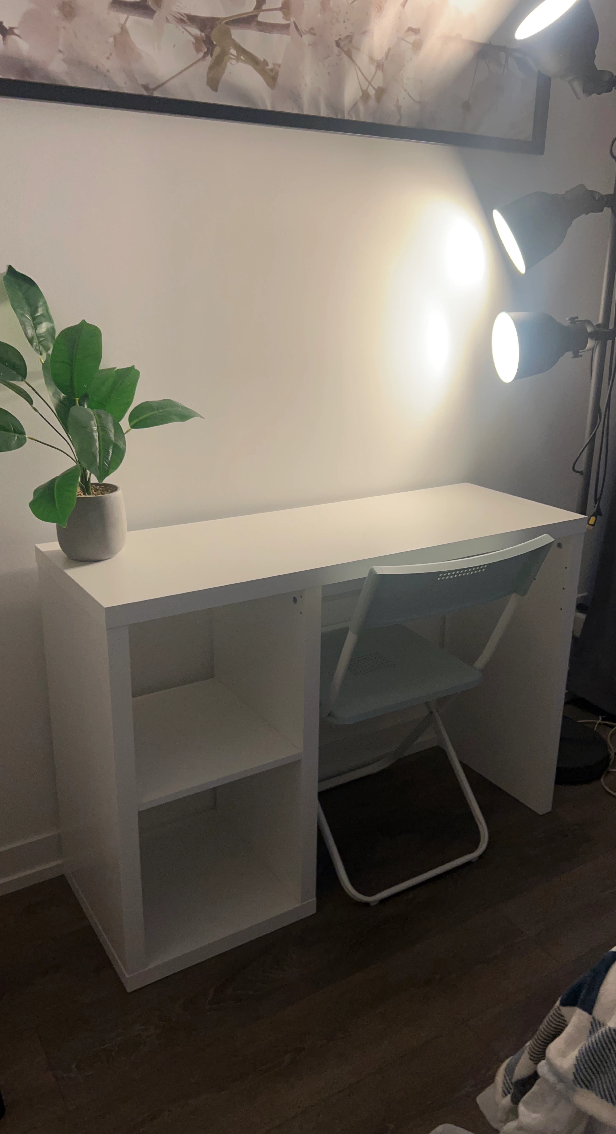 ❗️❗️MUST GO ❗️❗️White Desk with Storage Shelf + Chair
