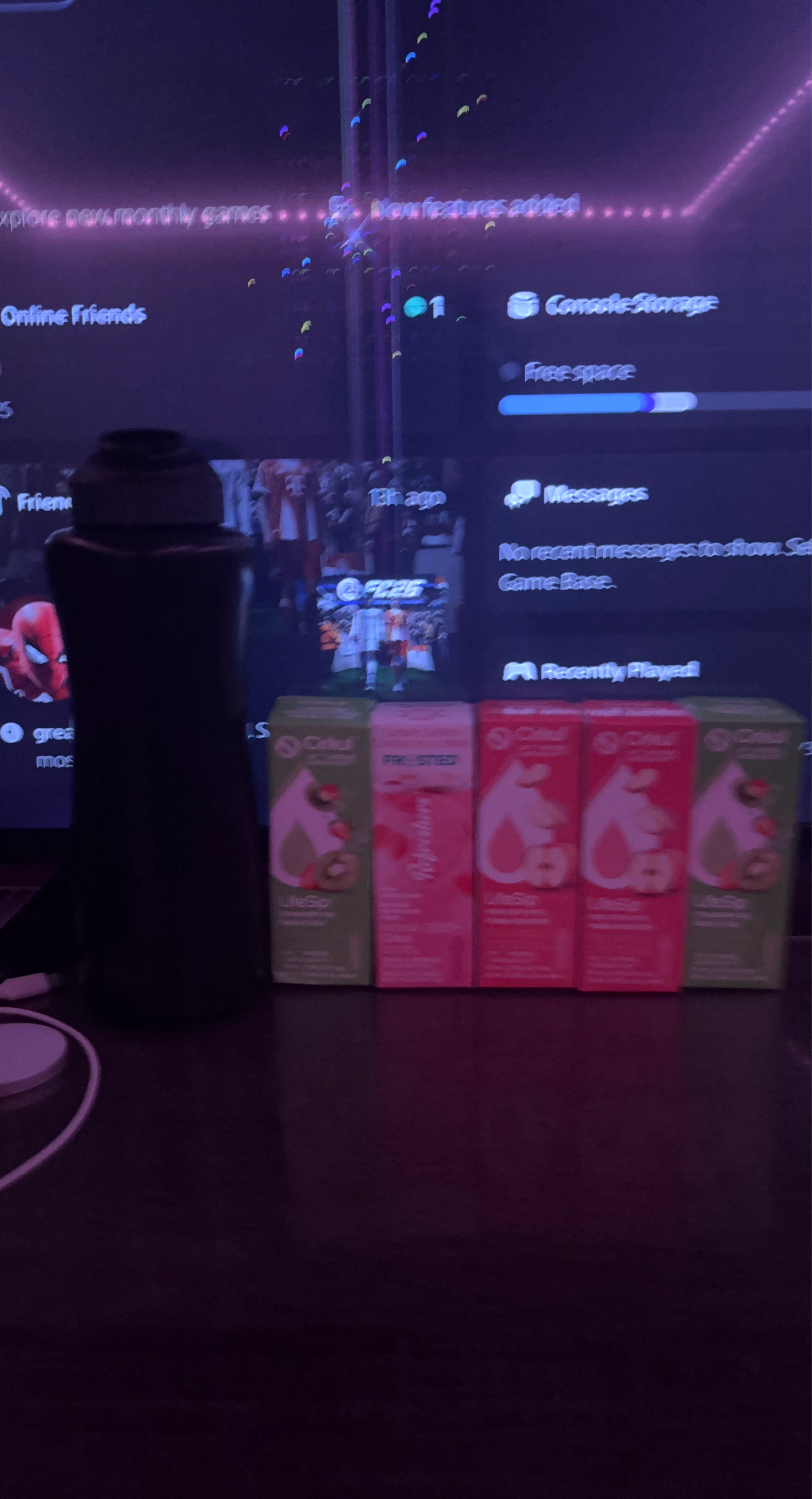 Cirkul LifeSip Flavors with water bottle
