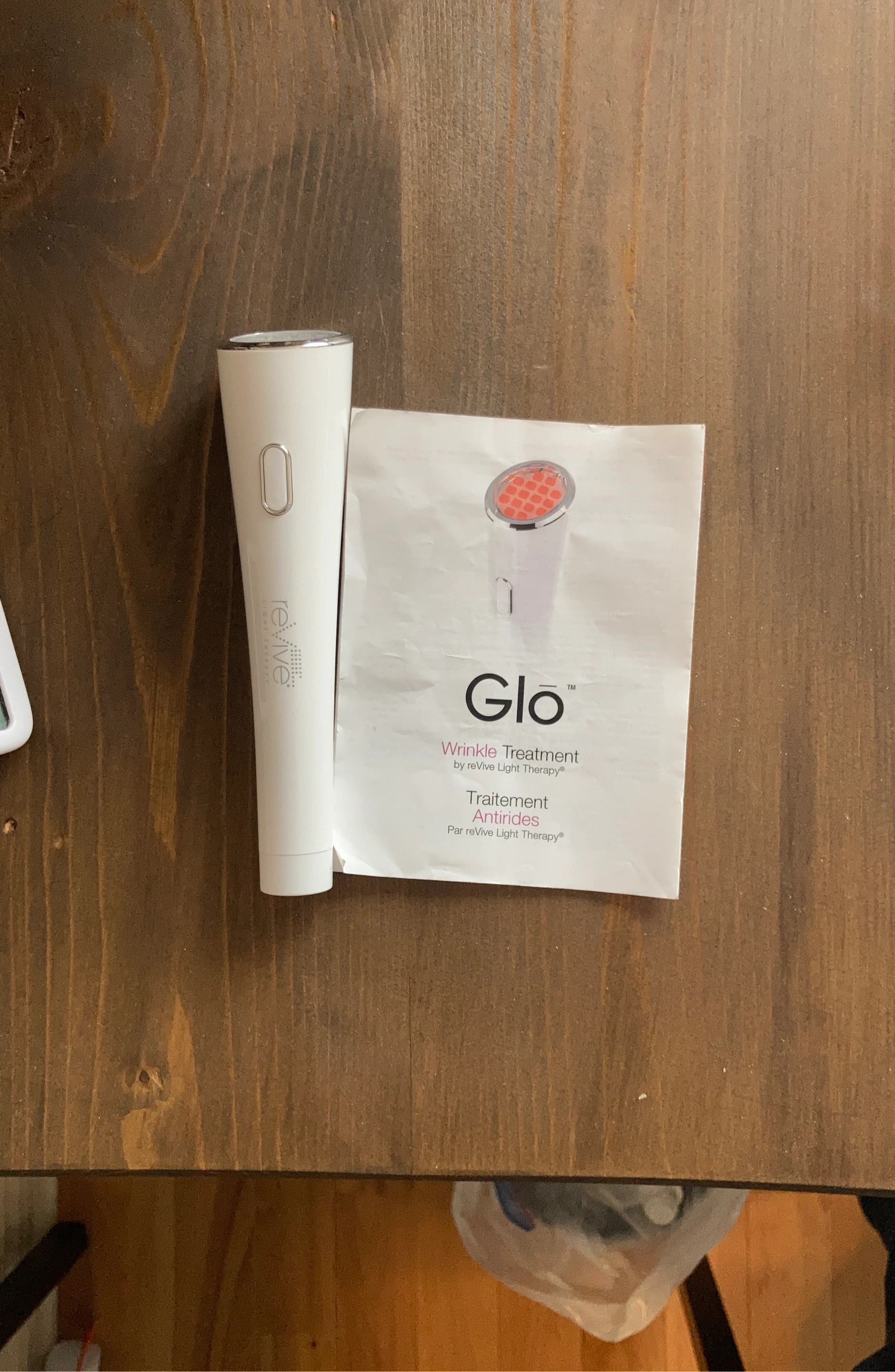 Glo reVive Red Light Therapy Stick