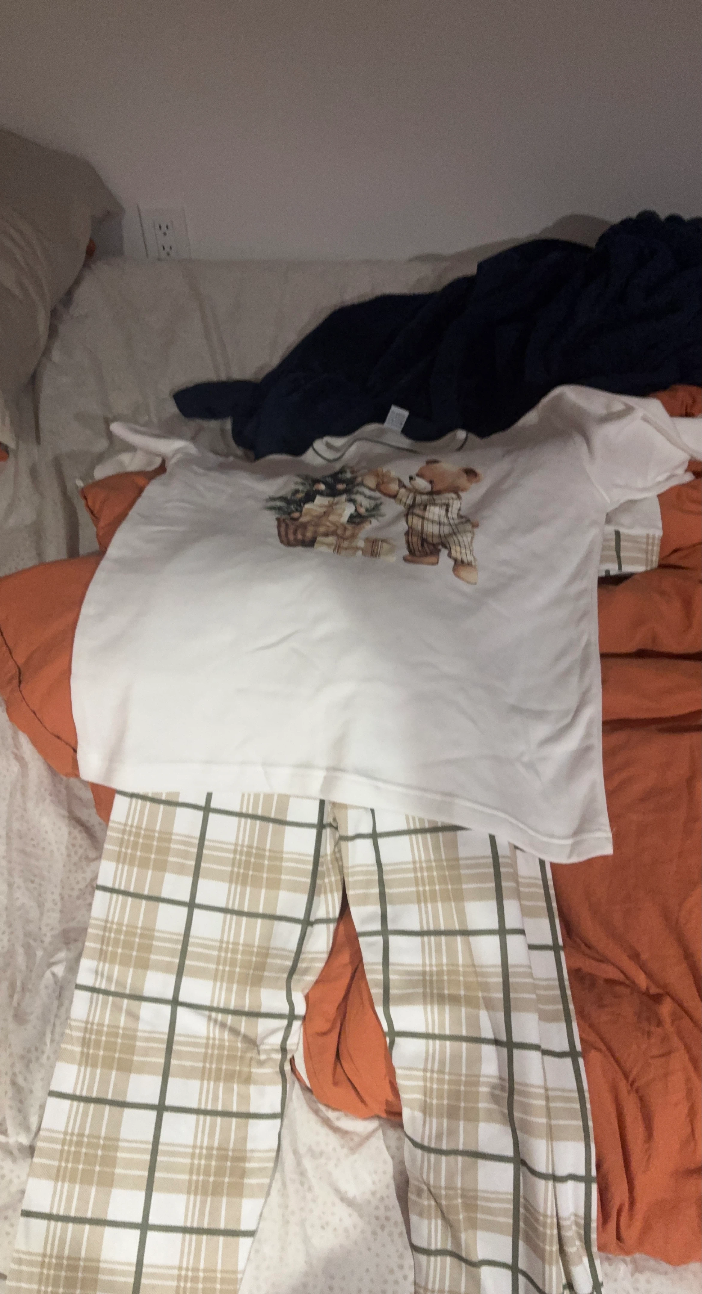 Pyjamas set with bear print