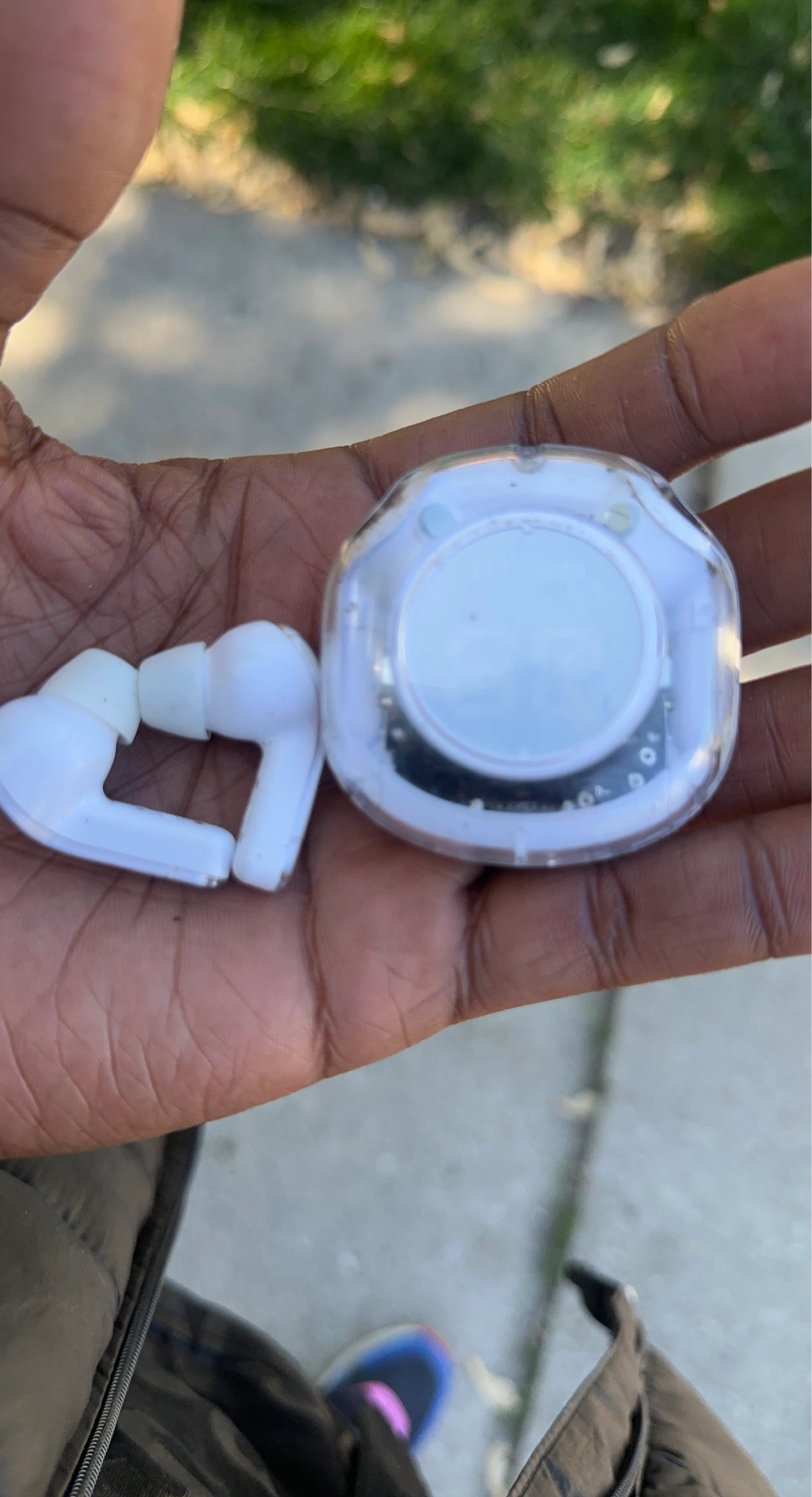 White Wireless Earbuds with Charging Case