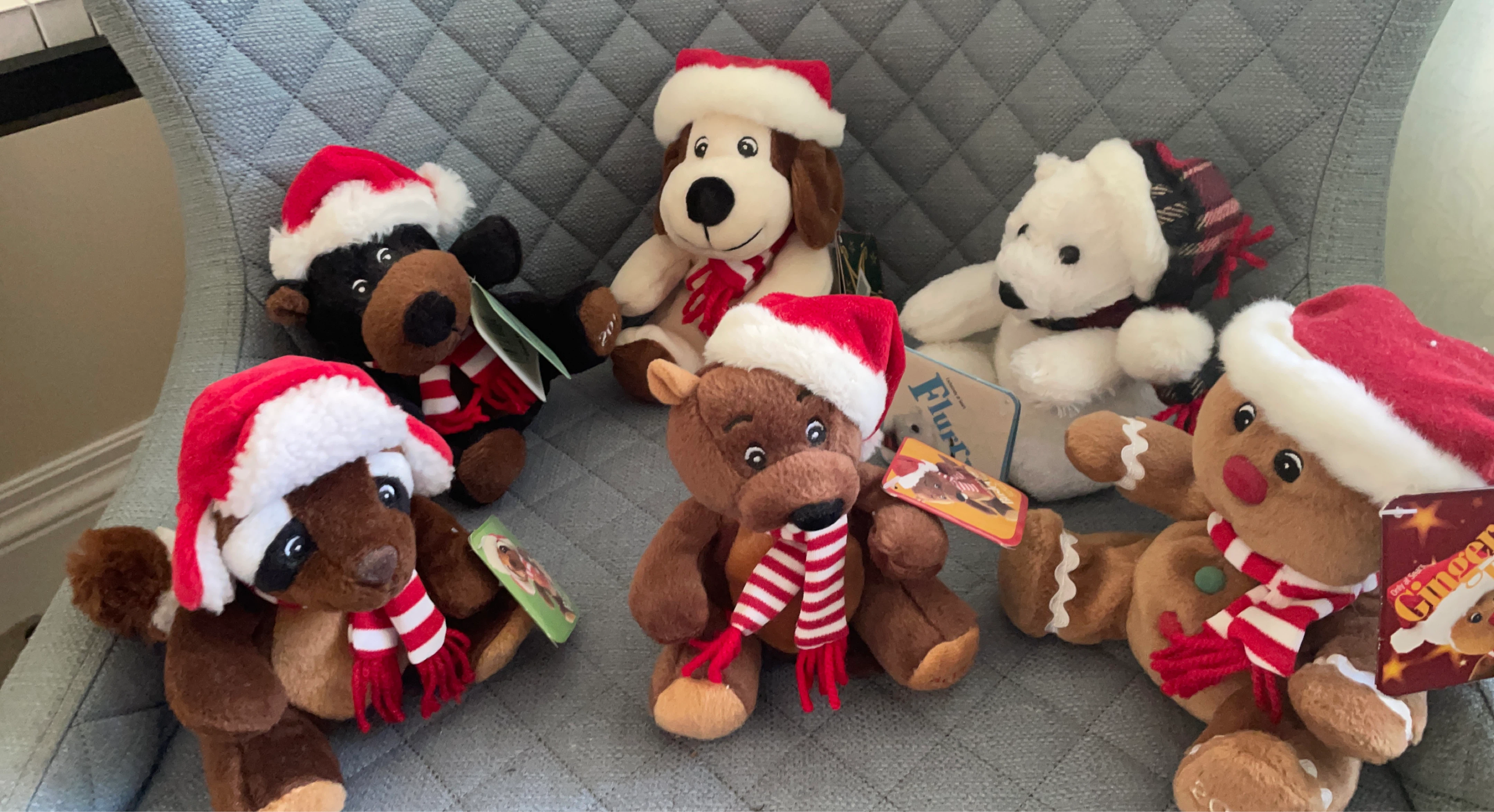 Set of 6 Christmas Plush Toys with Santa Hats