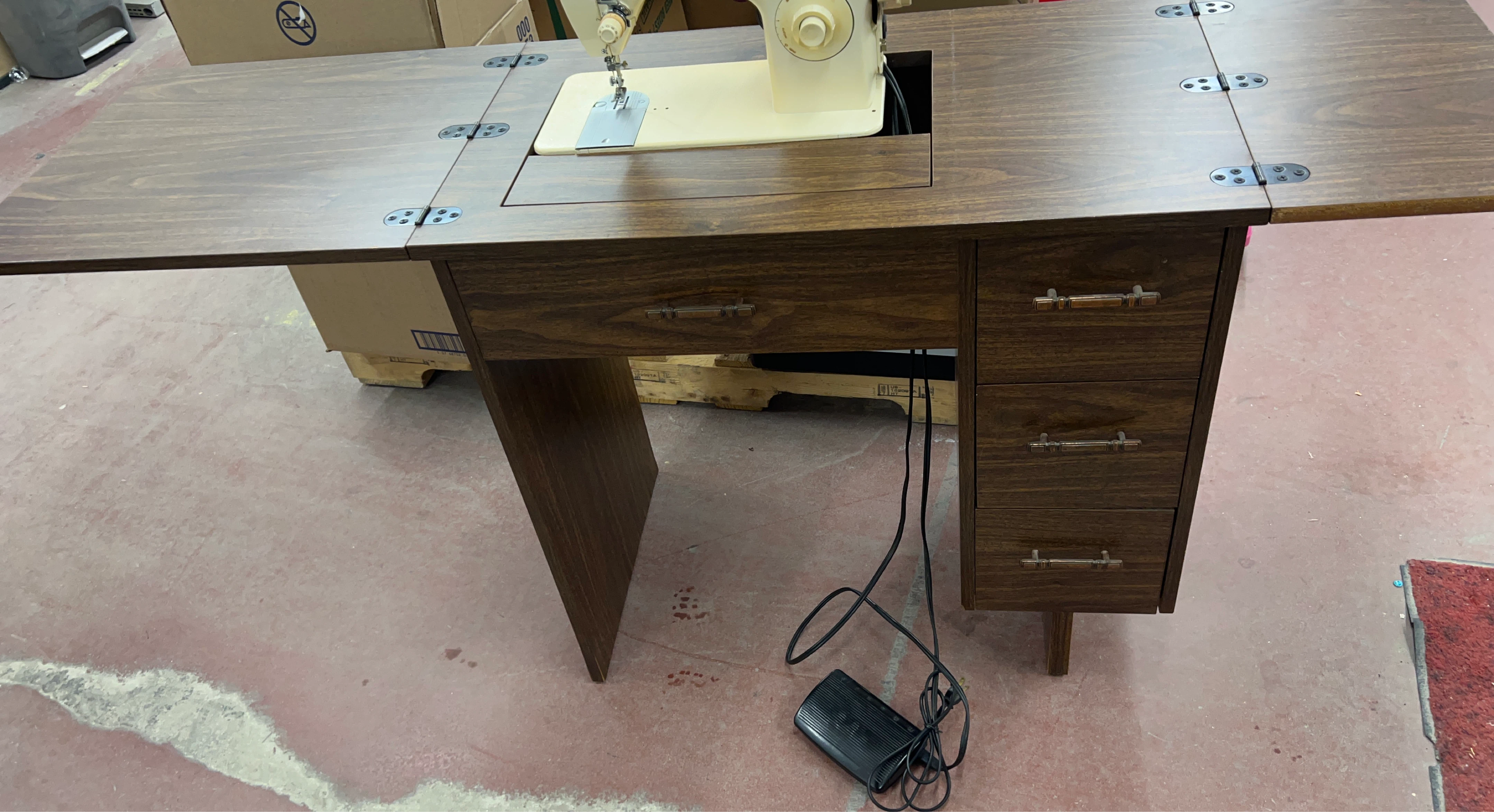 Sewing Machine Table with Drawers