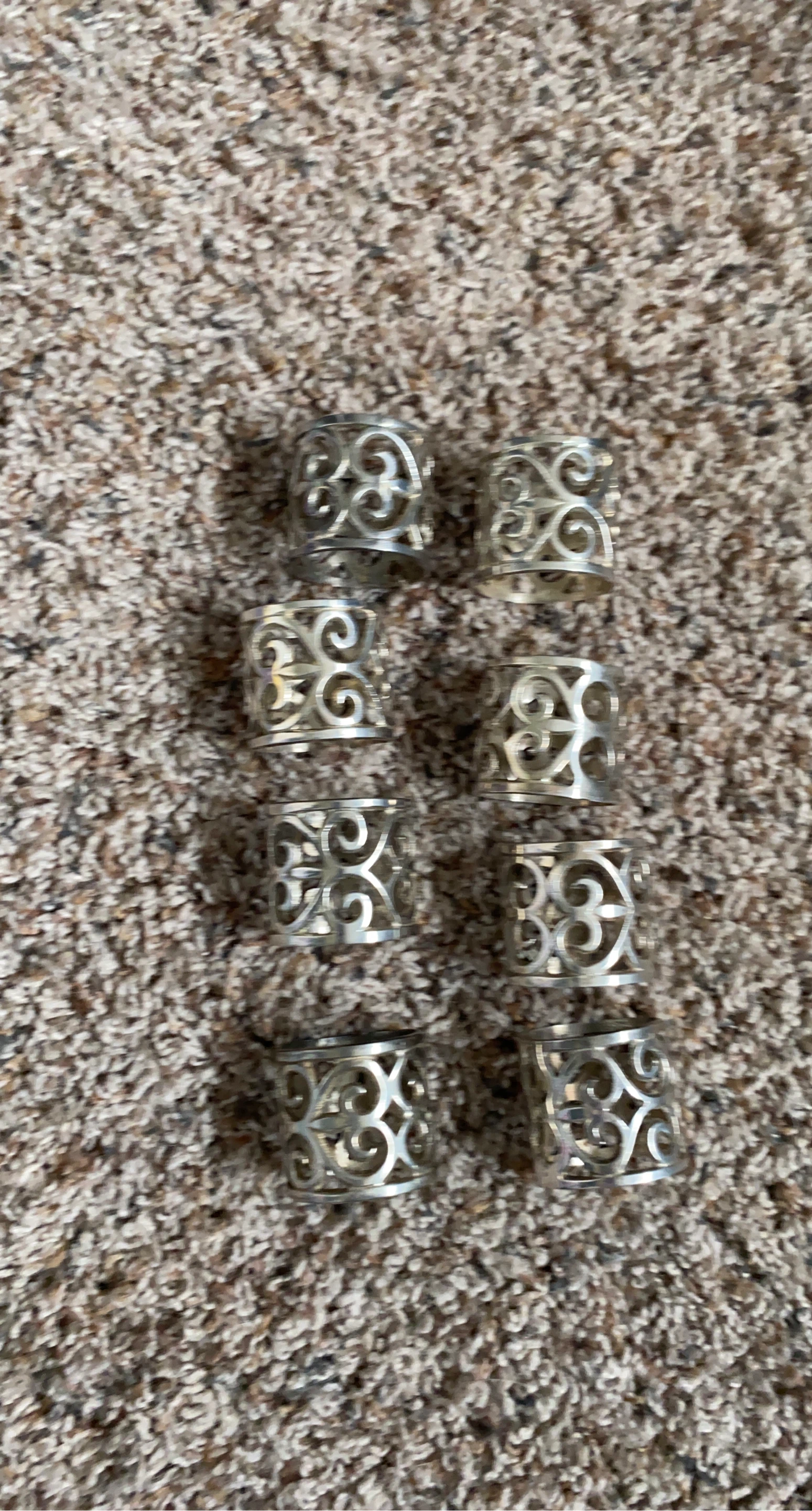 Set of 8 Silver Metal Napkin Rings