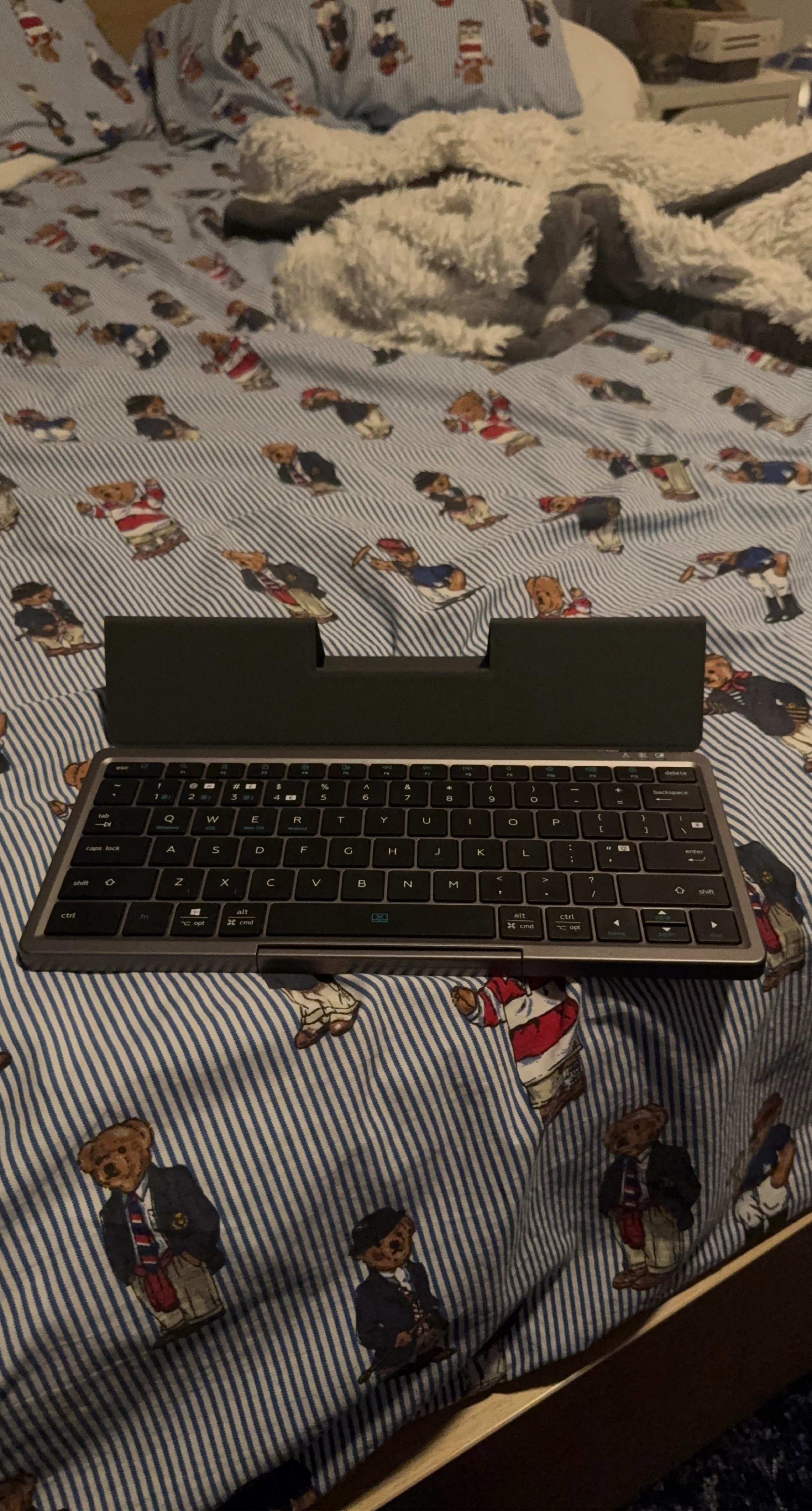 Cooper Nomad Bluetooth Keyboard