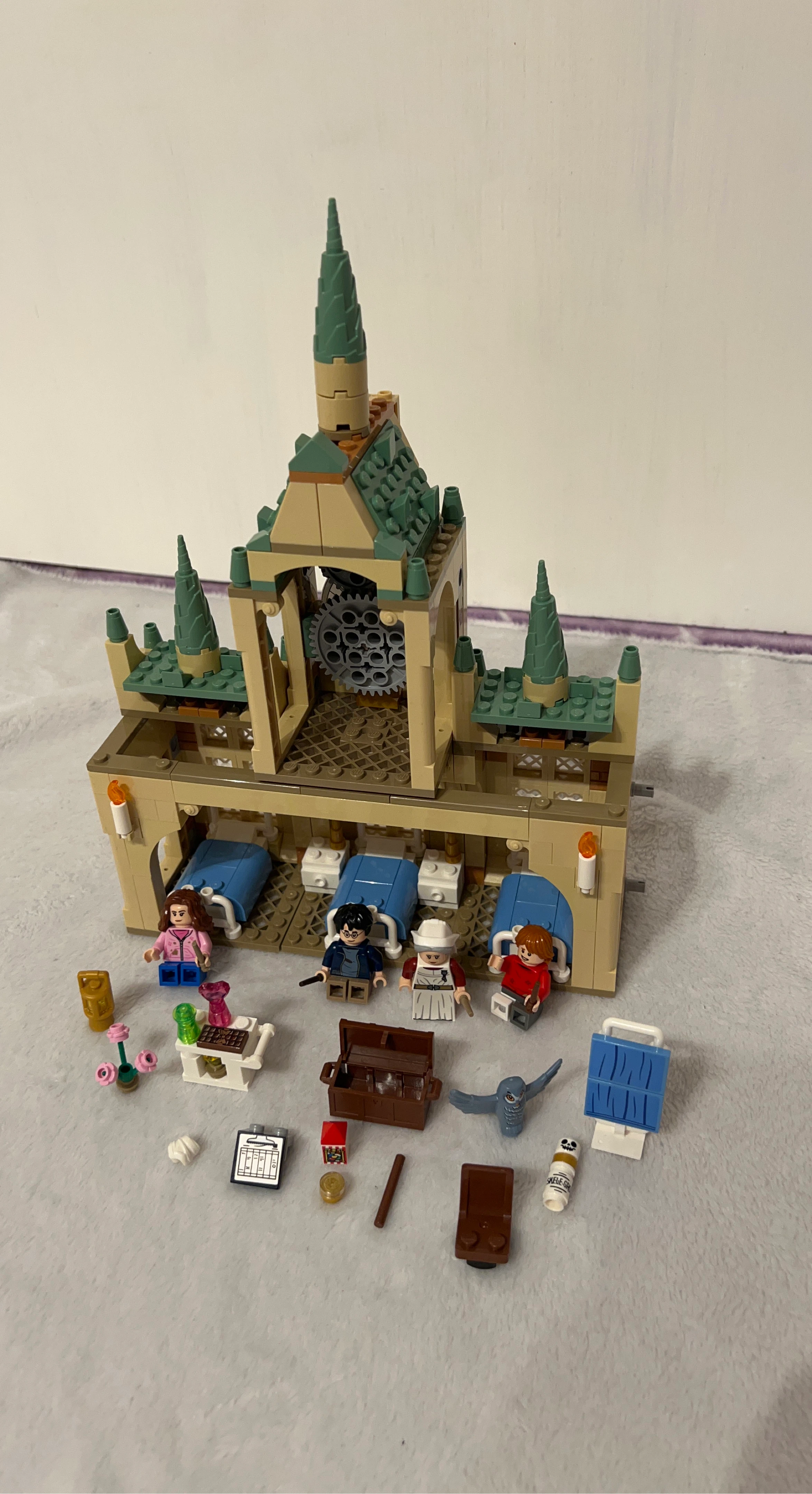 LEGO Harry Potter Hogwarts Hospital Set