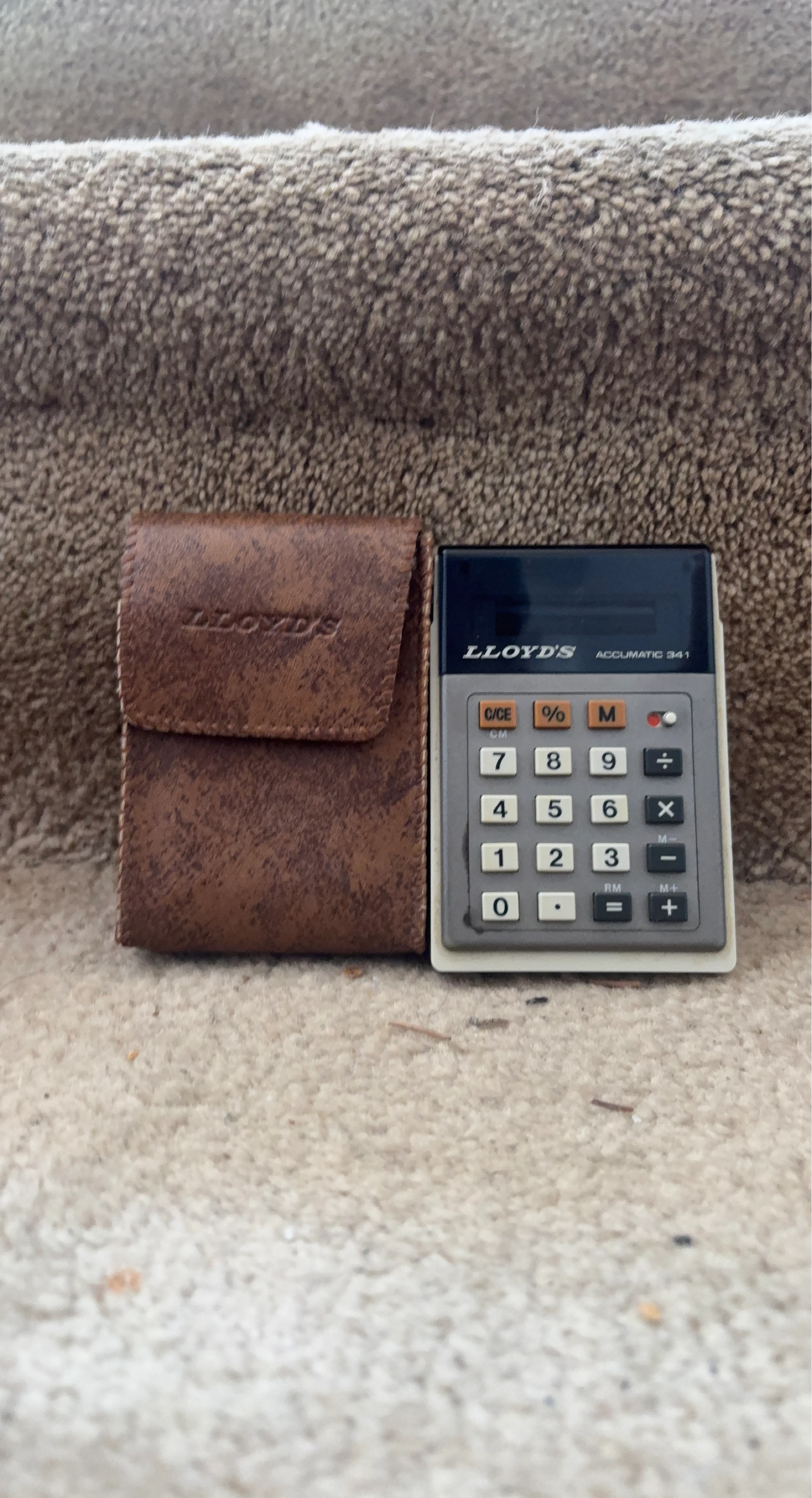 Lloyd's Accumatic 341 Calculator with Case