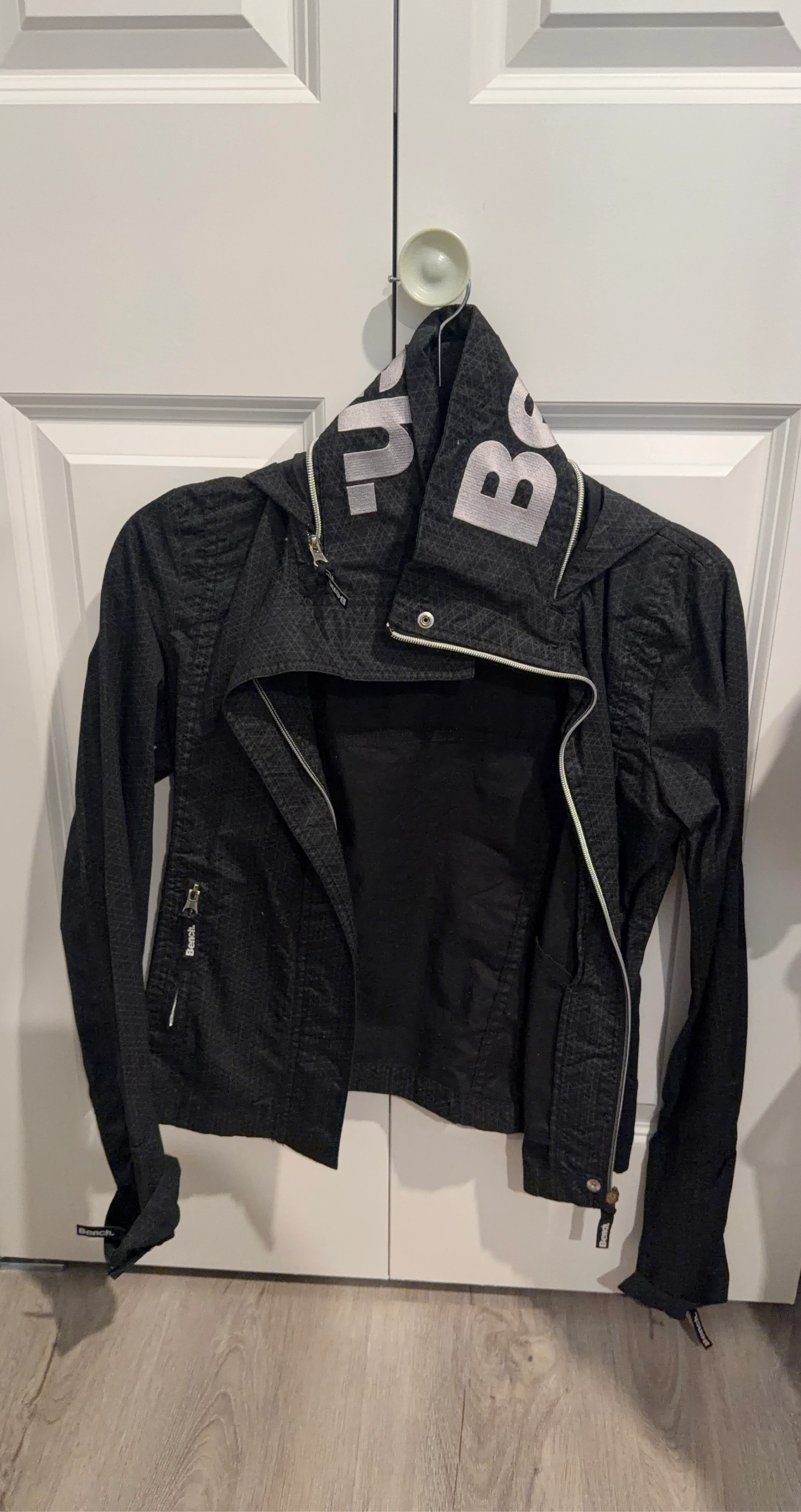 Bench women's black hooded jacket