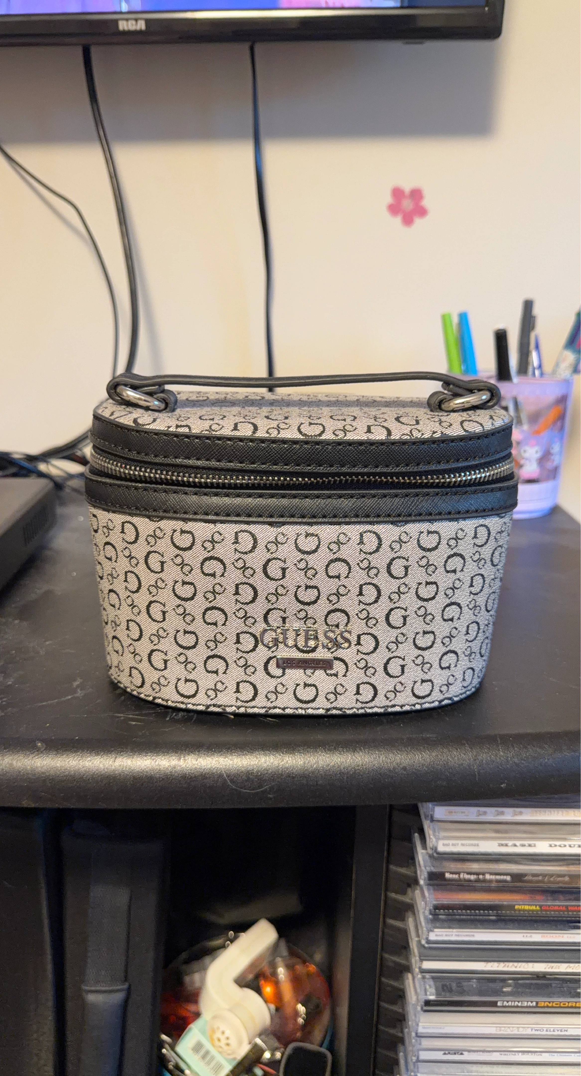 Guess Cosmetic Bag Organizer