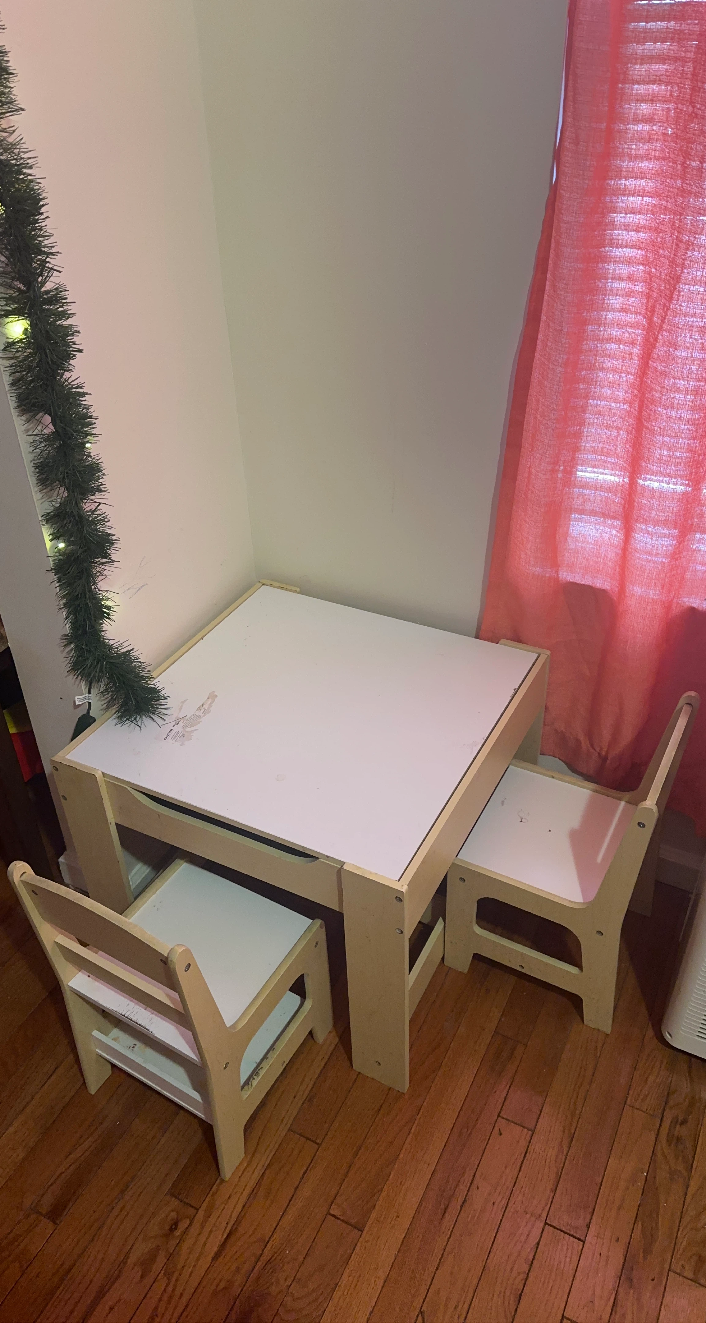 Kids Table and Chairs Set