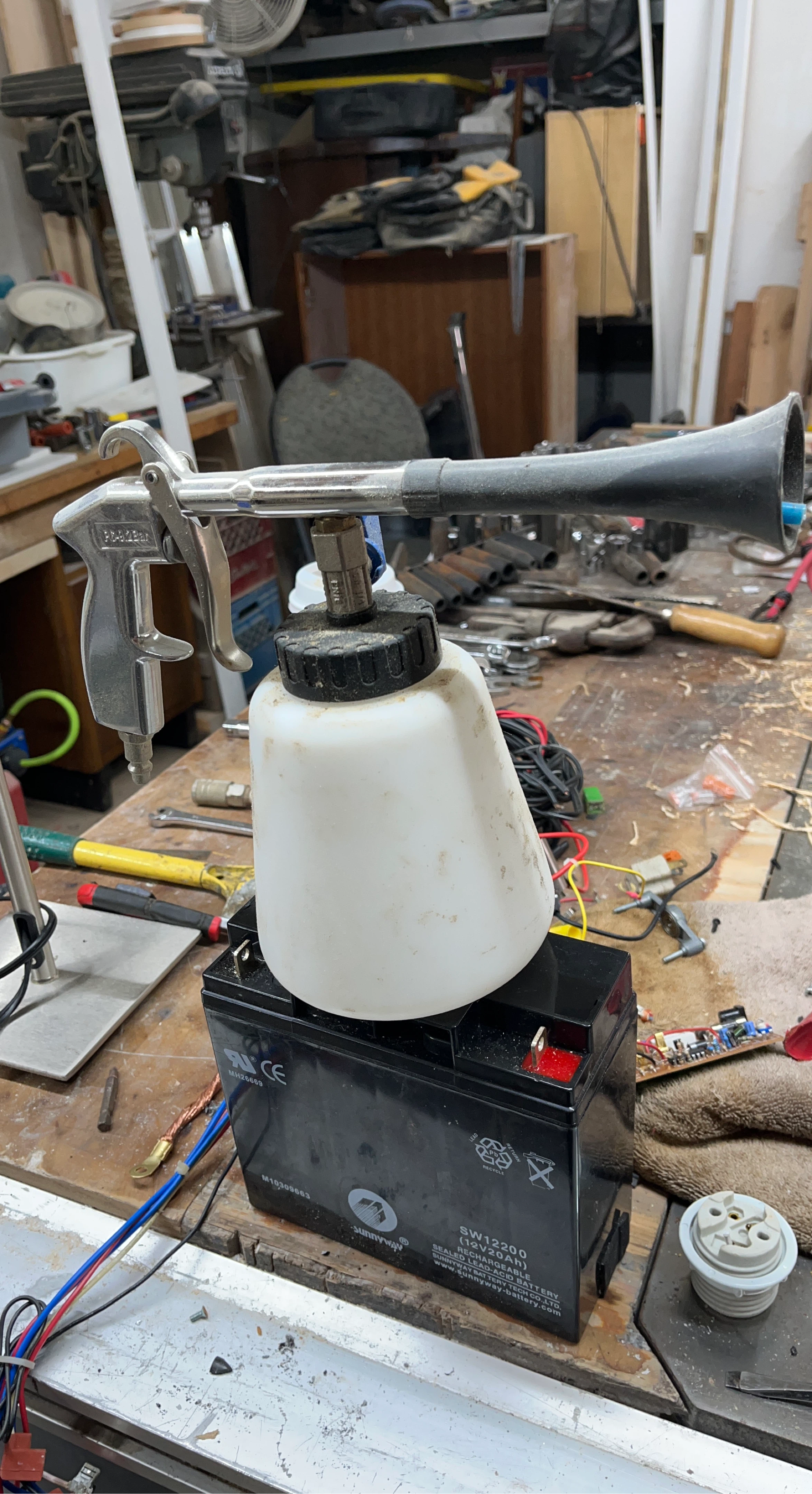 Tornado Foam Gun Car Wash Sprayer with Battery