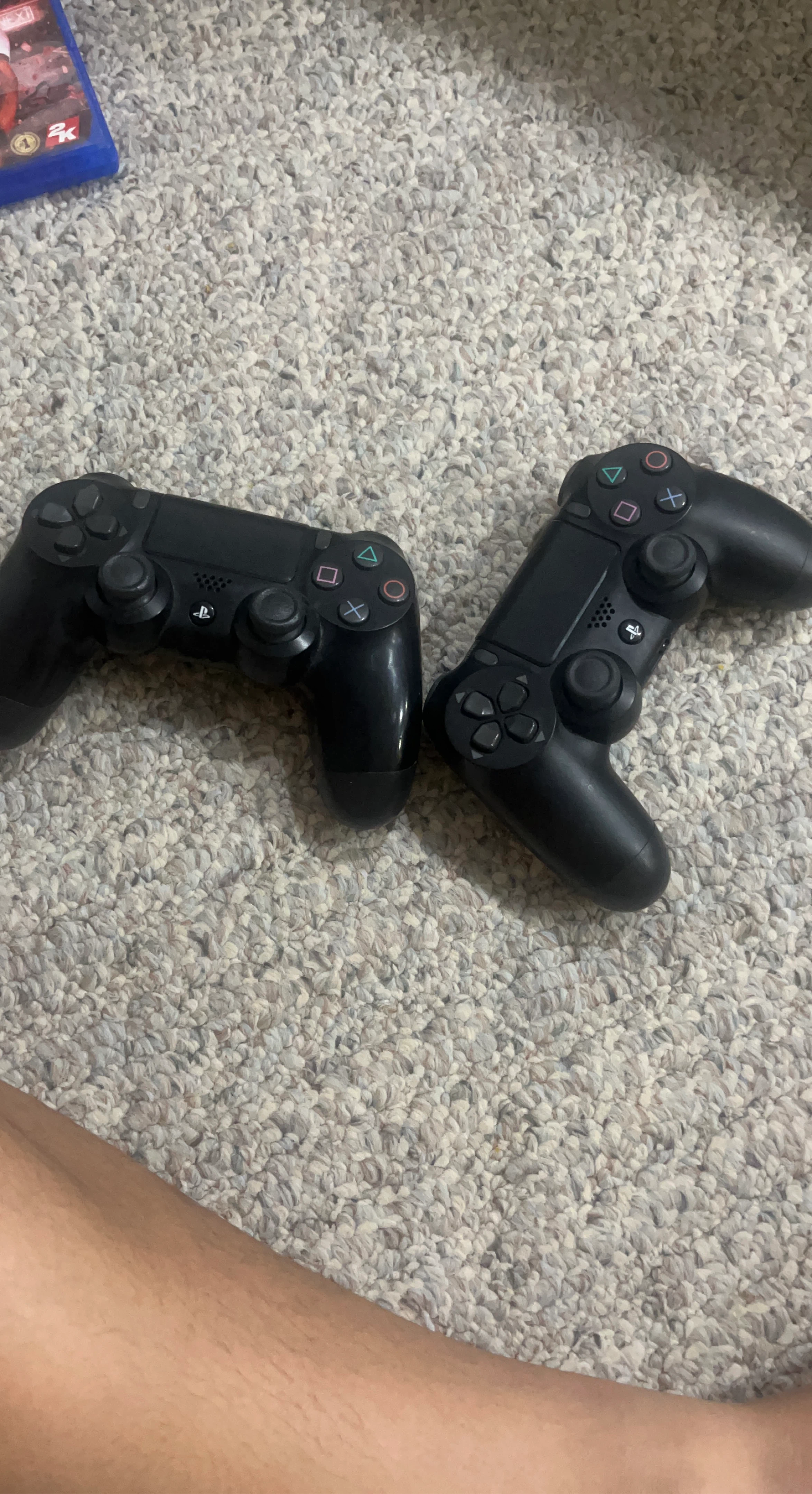 2x Black Sony PlayStation 4 DualShock 4 Controllers
