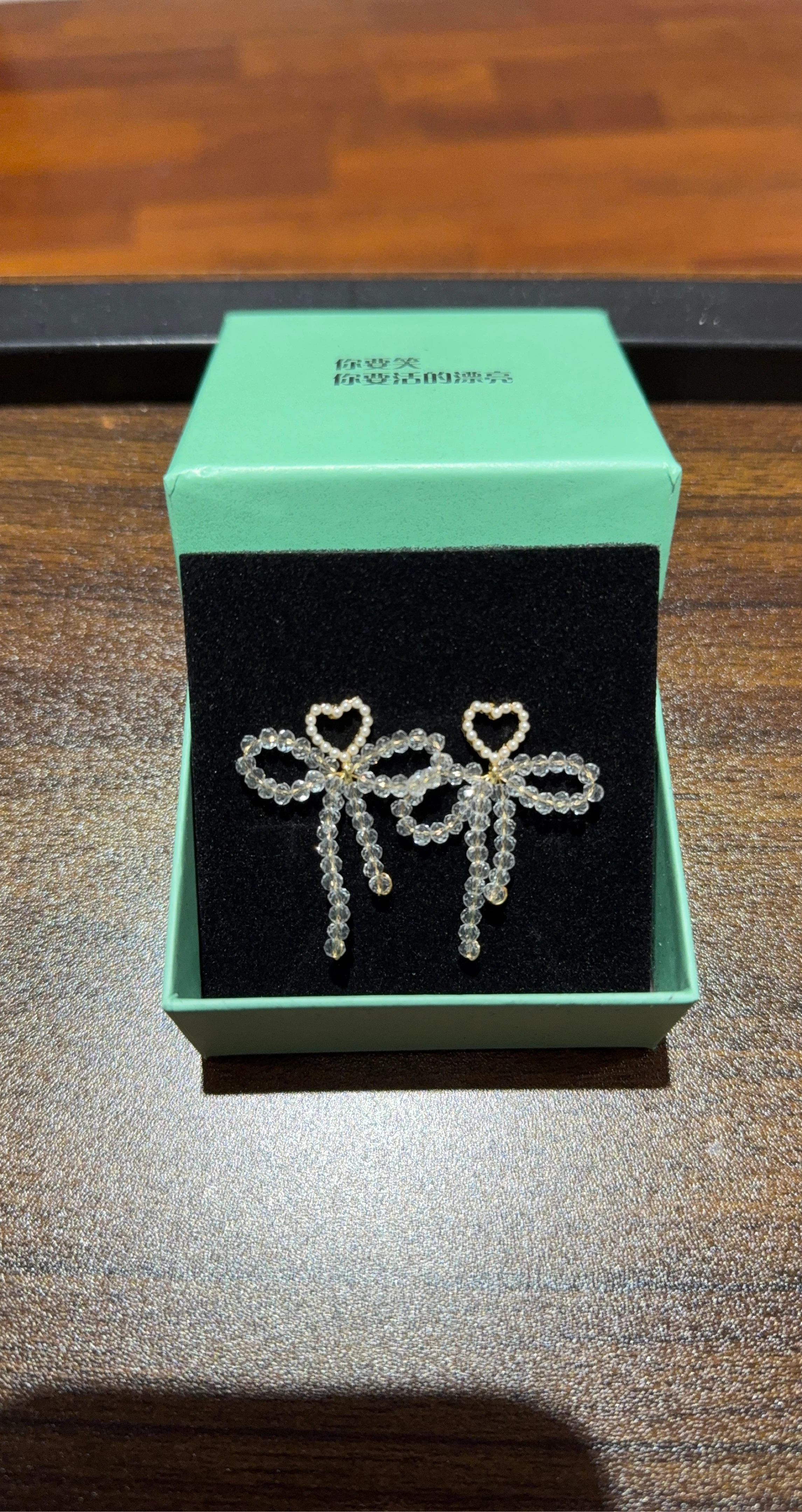 Beaded Bow Earrings with Pearls