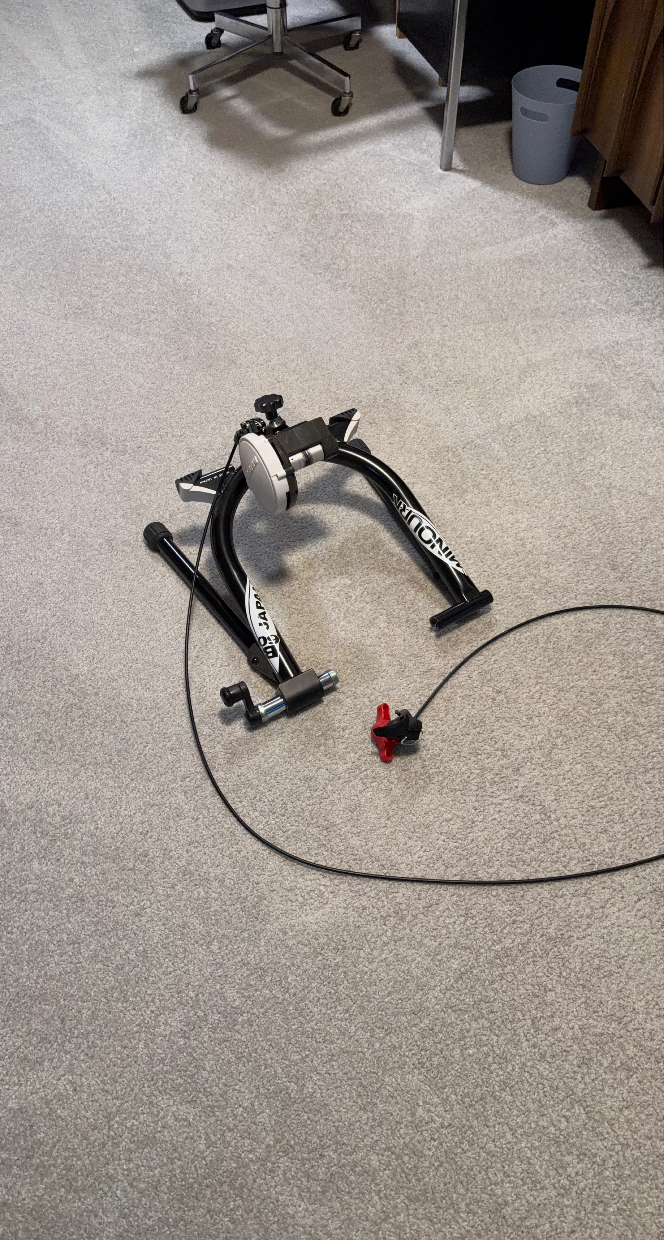 Minoura Action Mag RS Bicycle Trainer