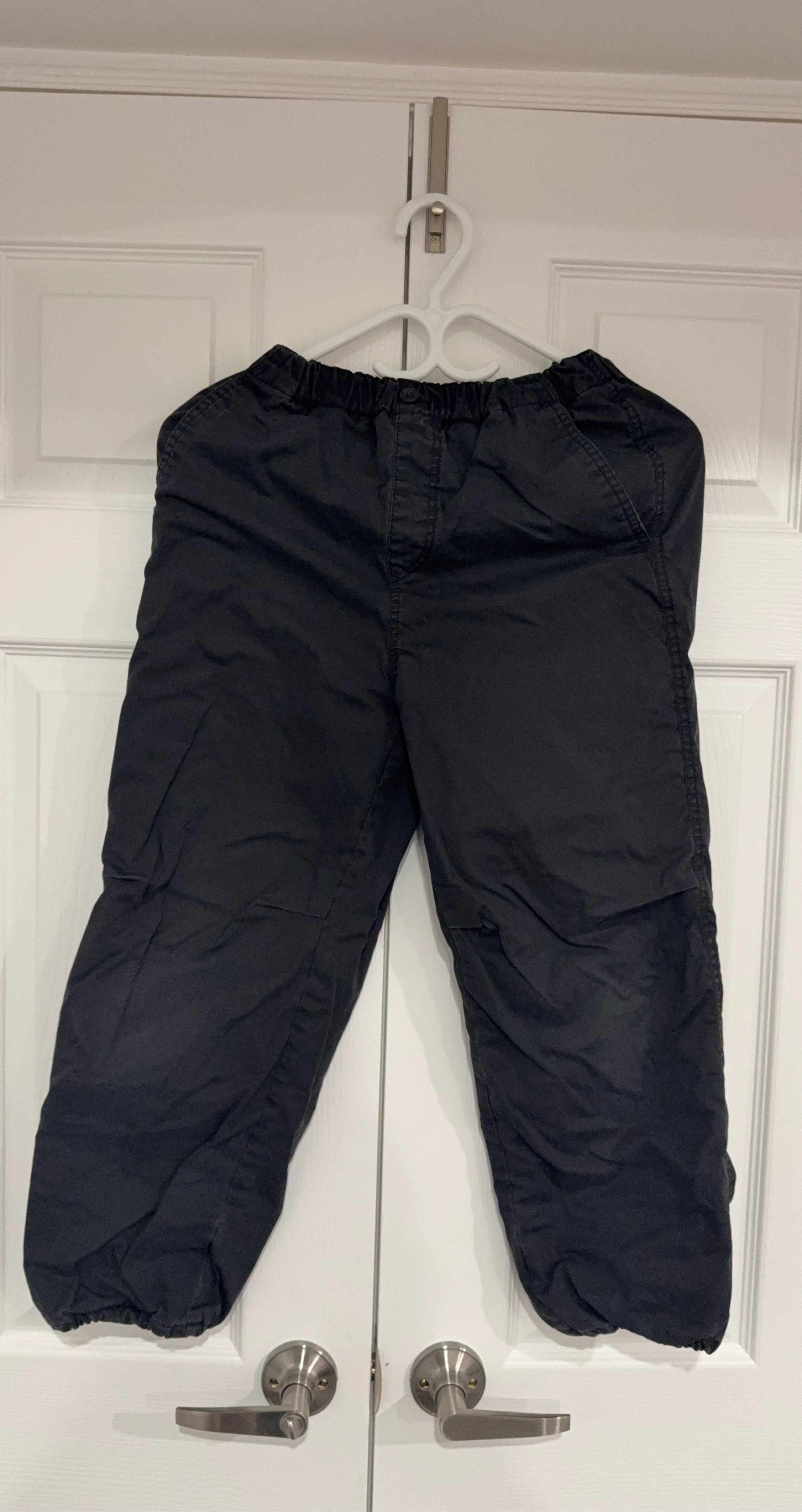 Black snow pants