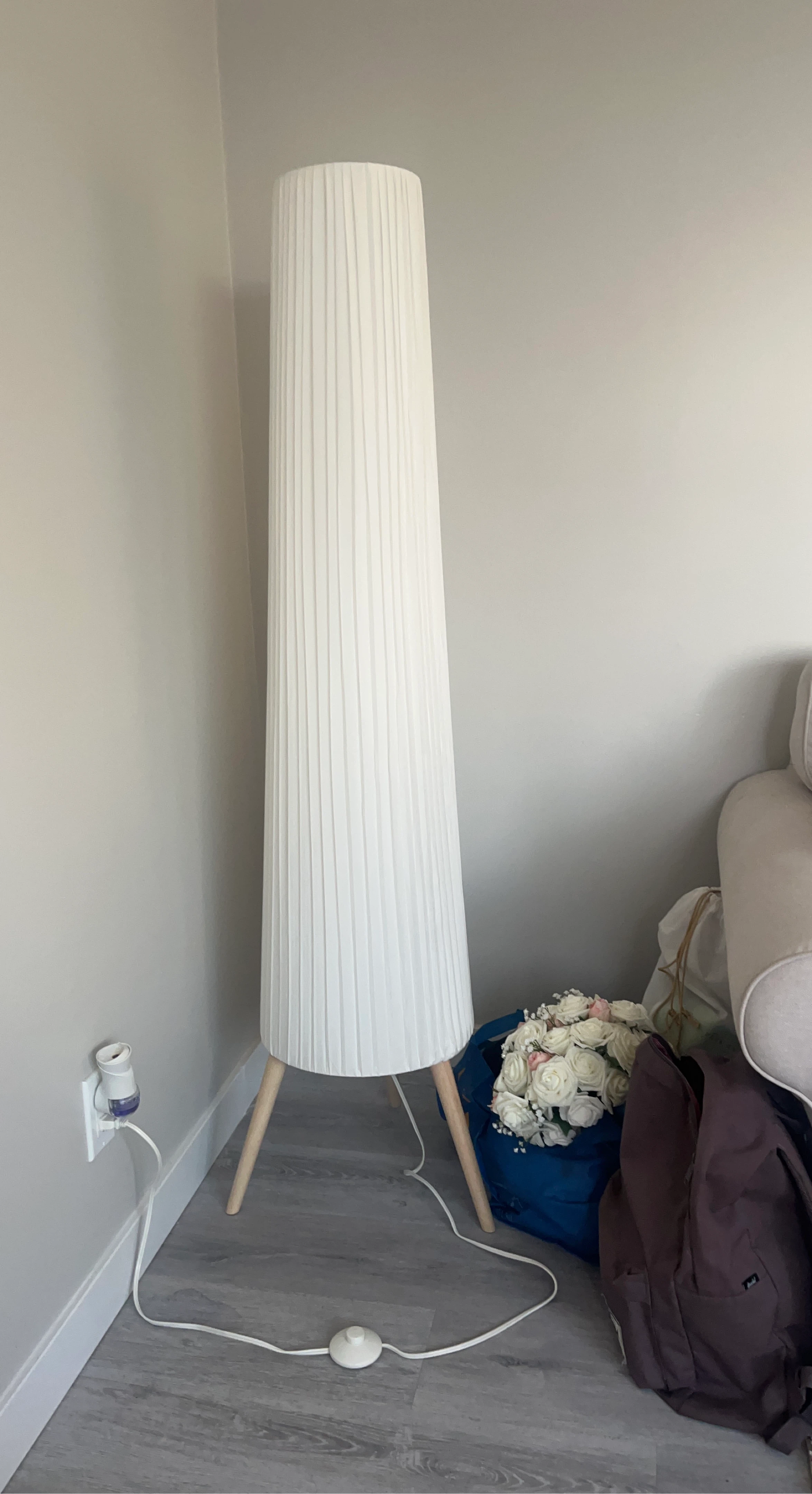 White Pleated Floor Lamp with Wooden Legs