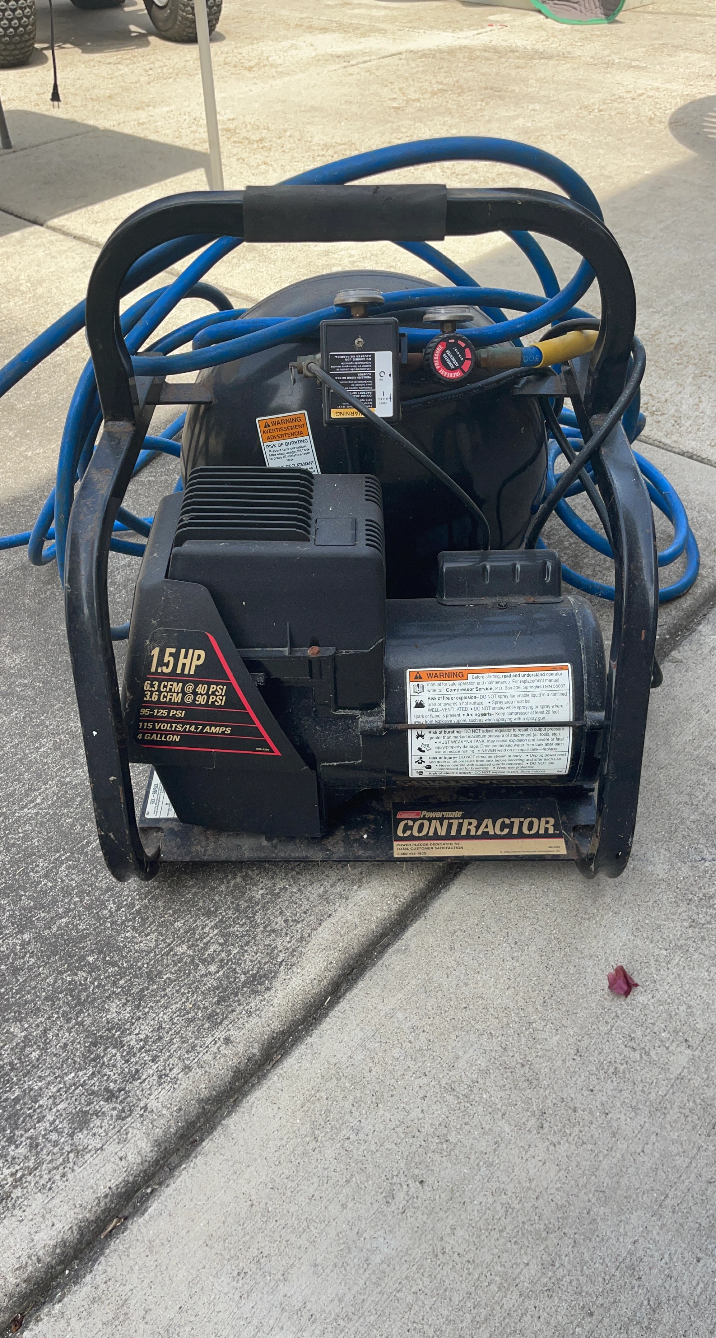Coleman Powermate Contractor Air Compressor 1.5 HP 4 Gallon
