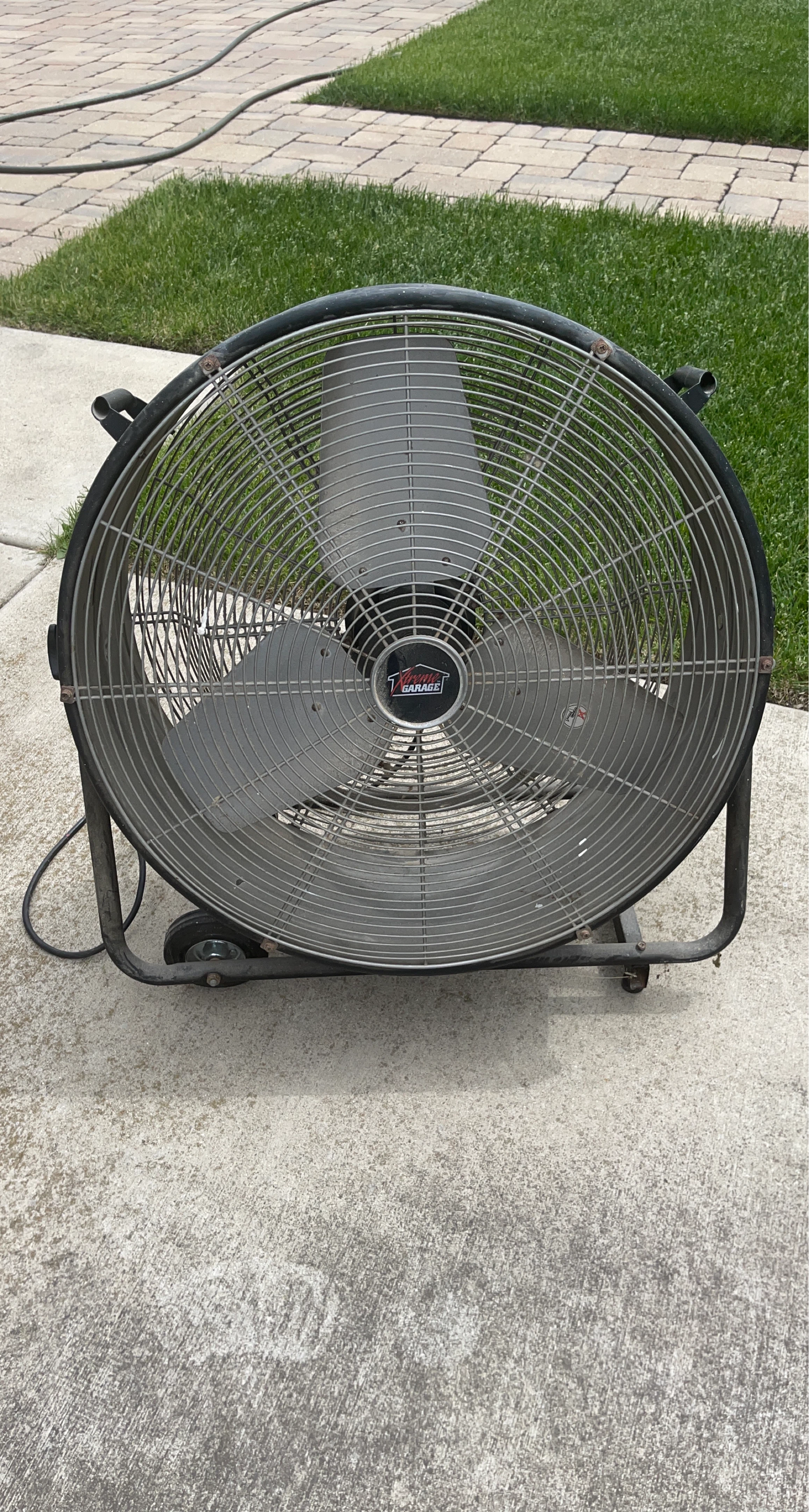 Xtreme Garage 20-inch High-Velocity Fan