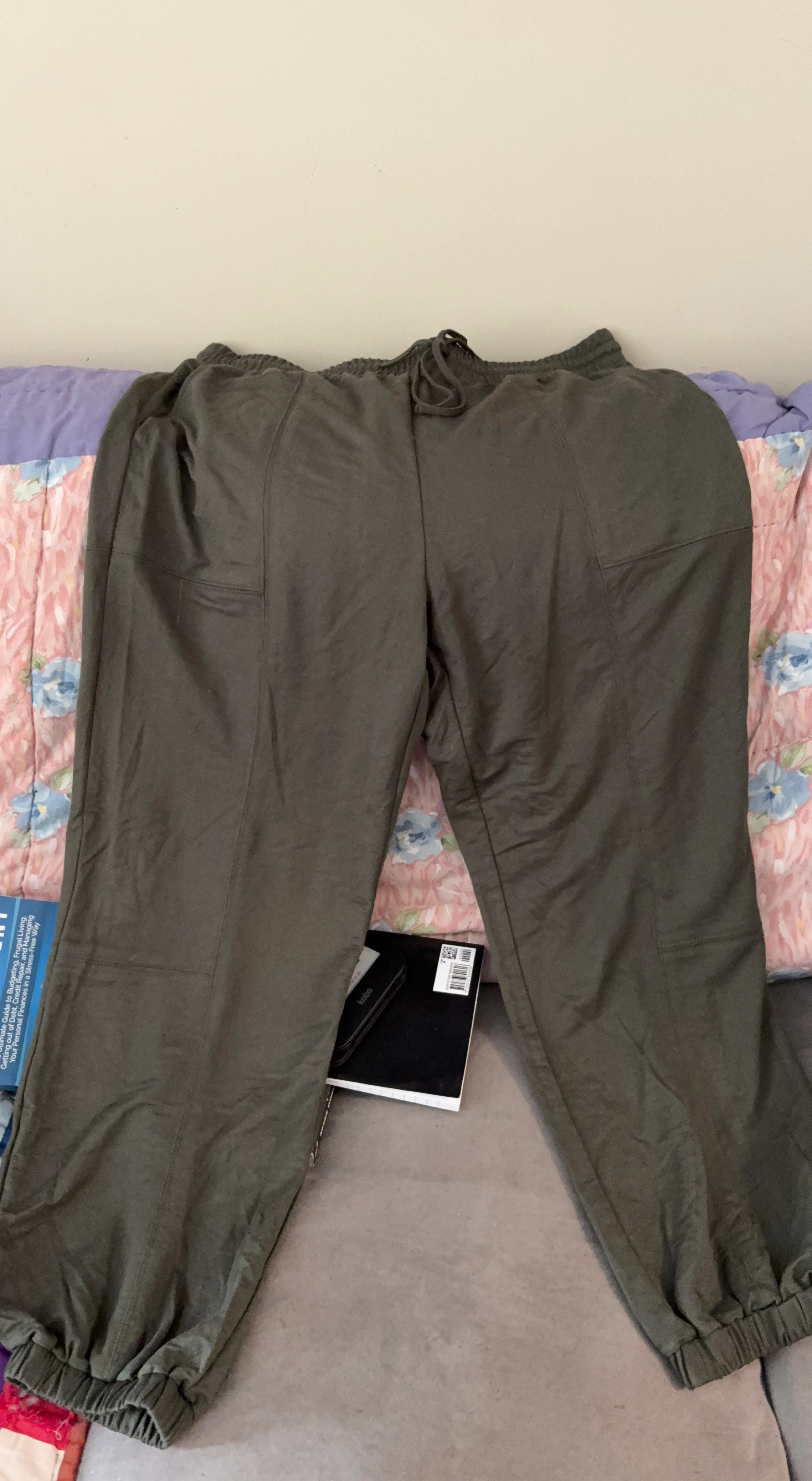 Khaki Jogger Pants - Size Large