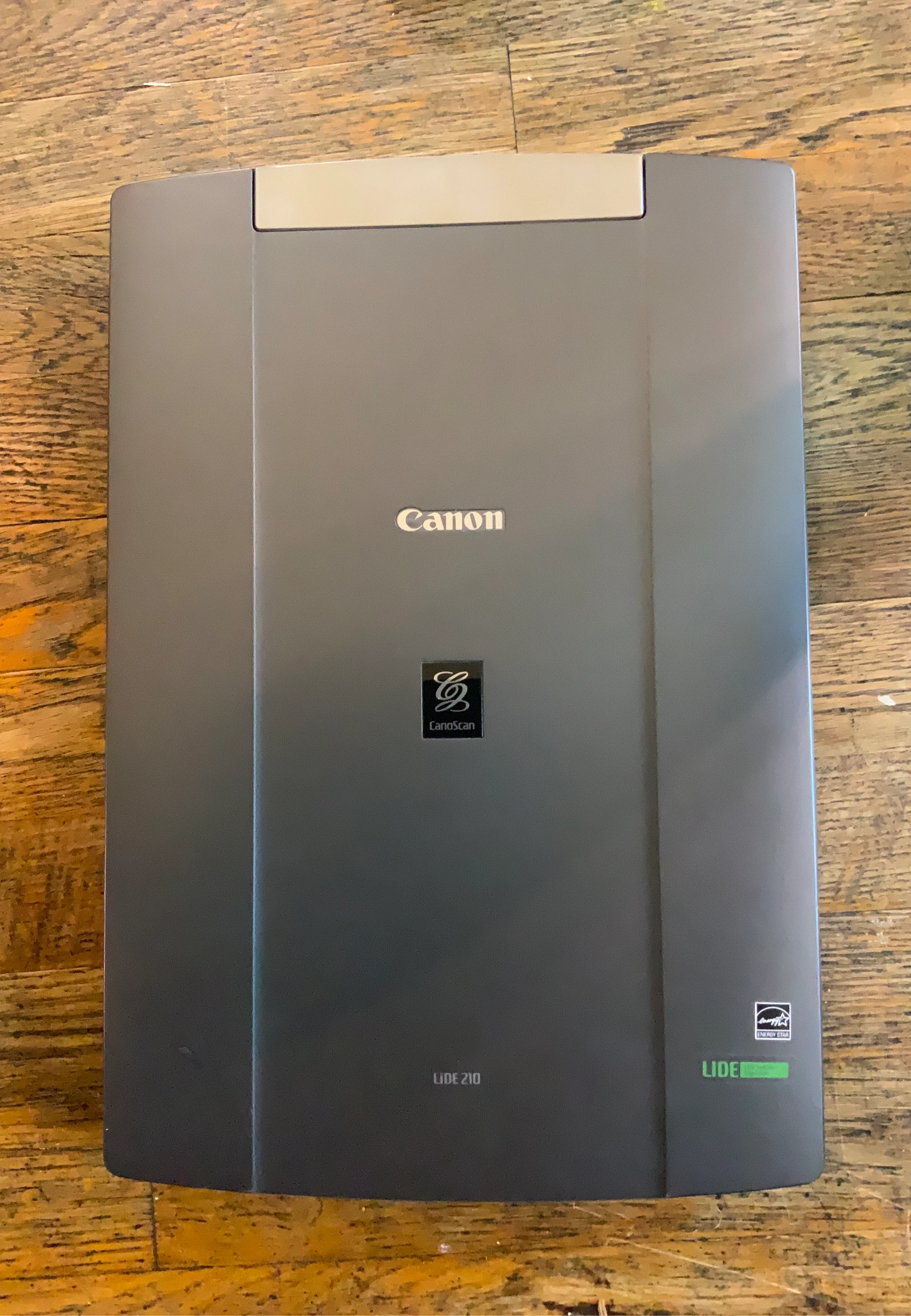 Canon CanoScan LIDE 210 Flatbed Scanner