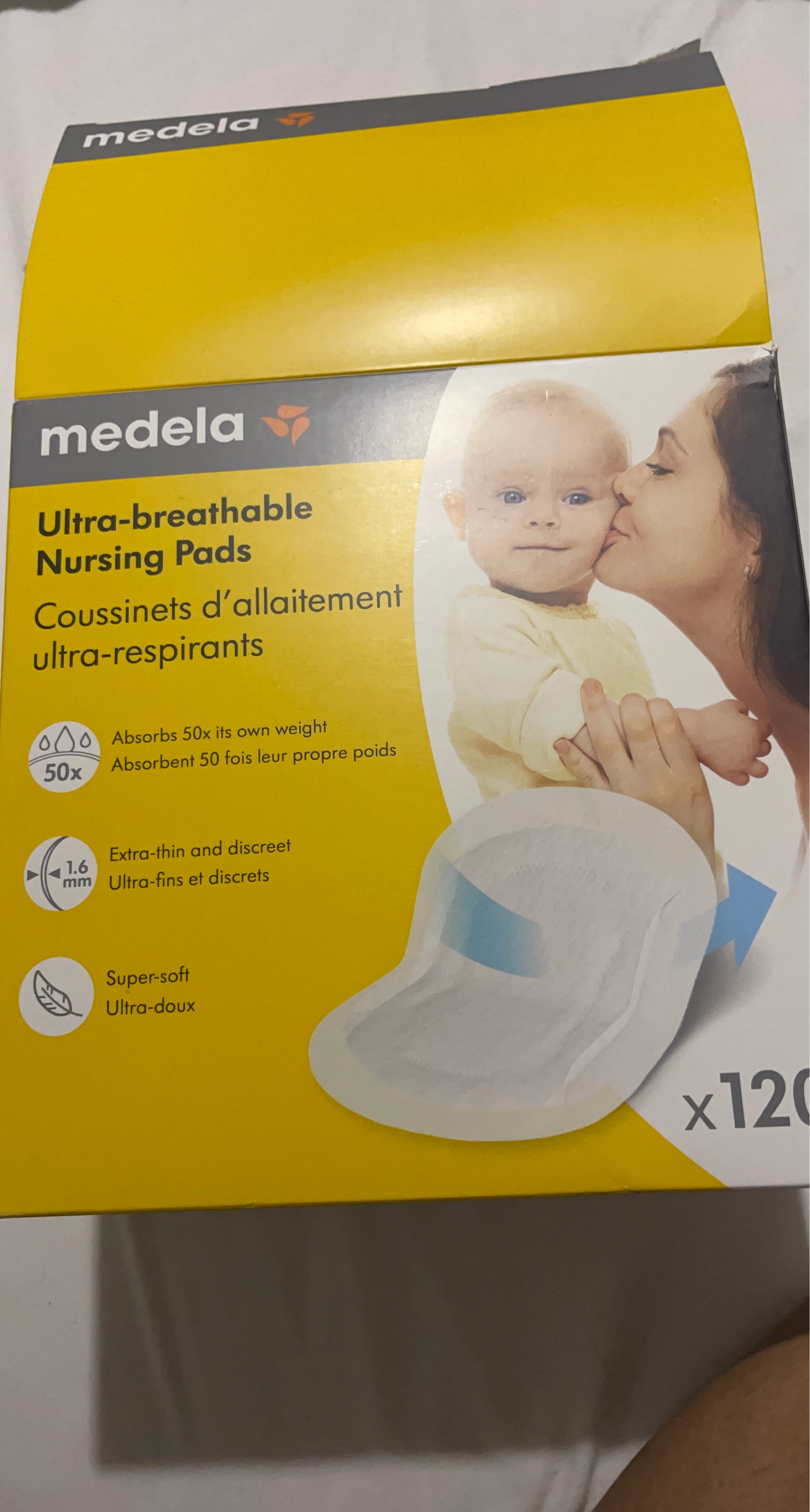 Medela Ultra-breathable Nursing Pads - 120 count