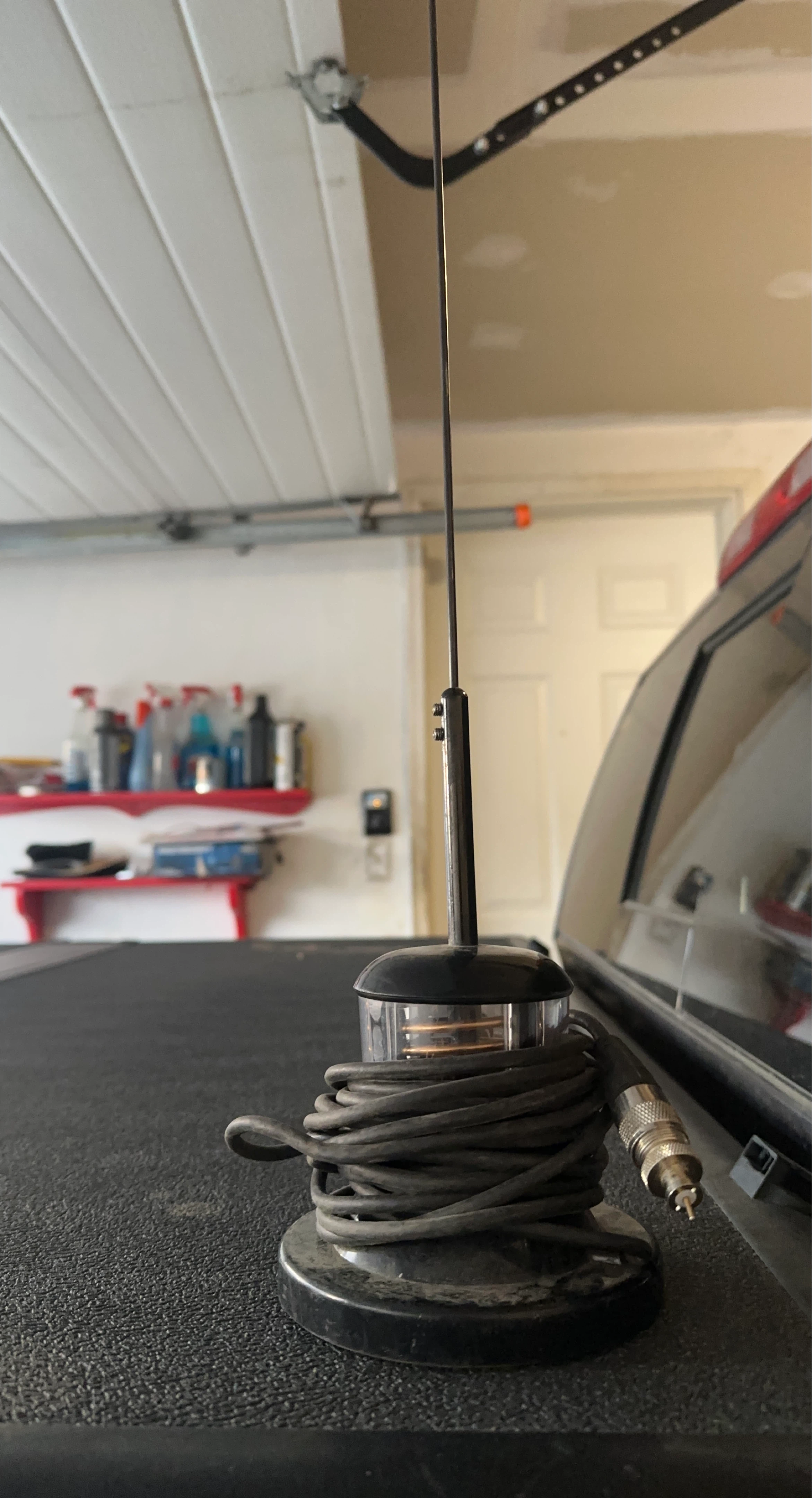Vehicle CB Radio Antenna with Magnetic Base and Coiled Cable