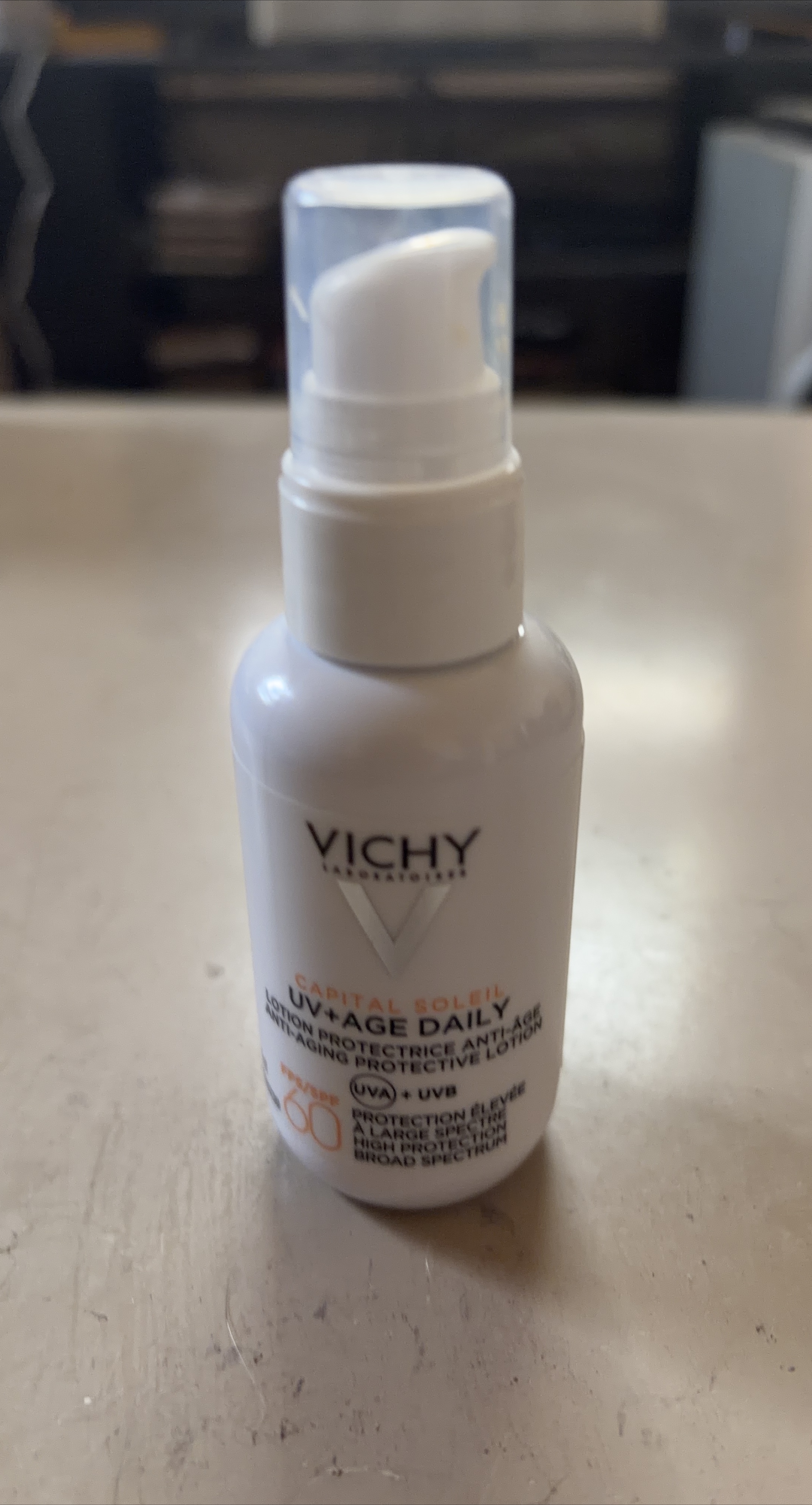 Vichy Capital Soleil UV+ protective lotion