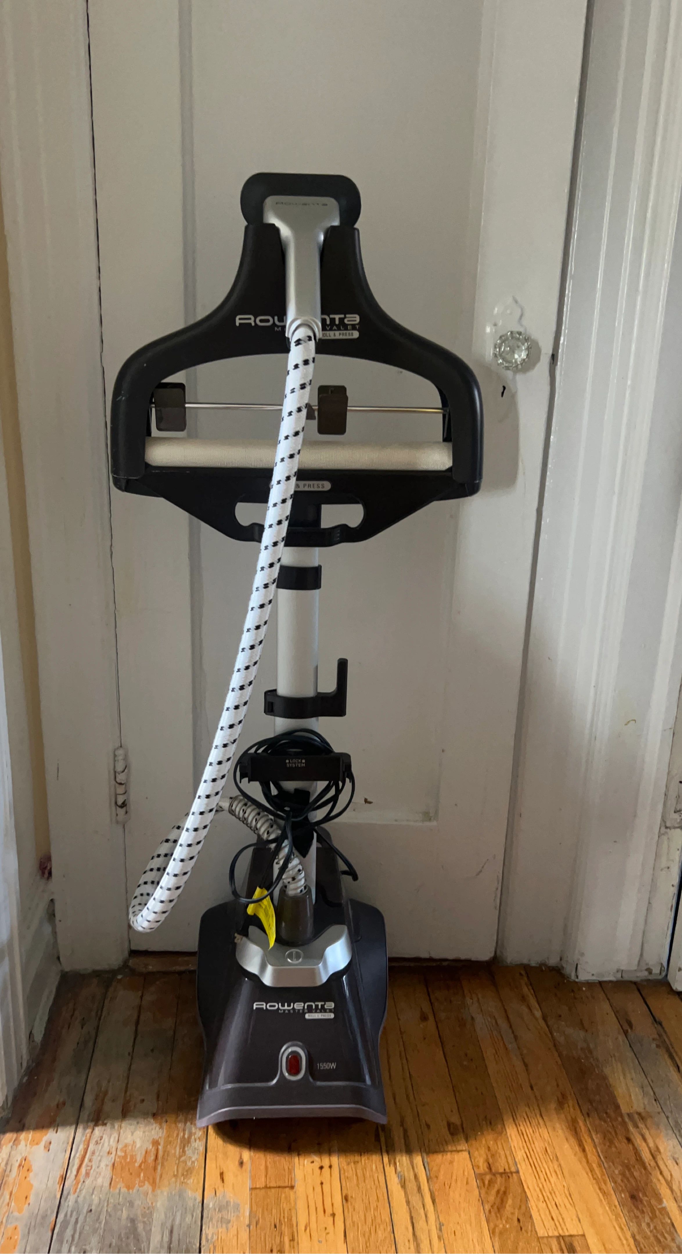Rowenta Master Valet Garment Steamer 1550W