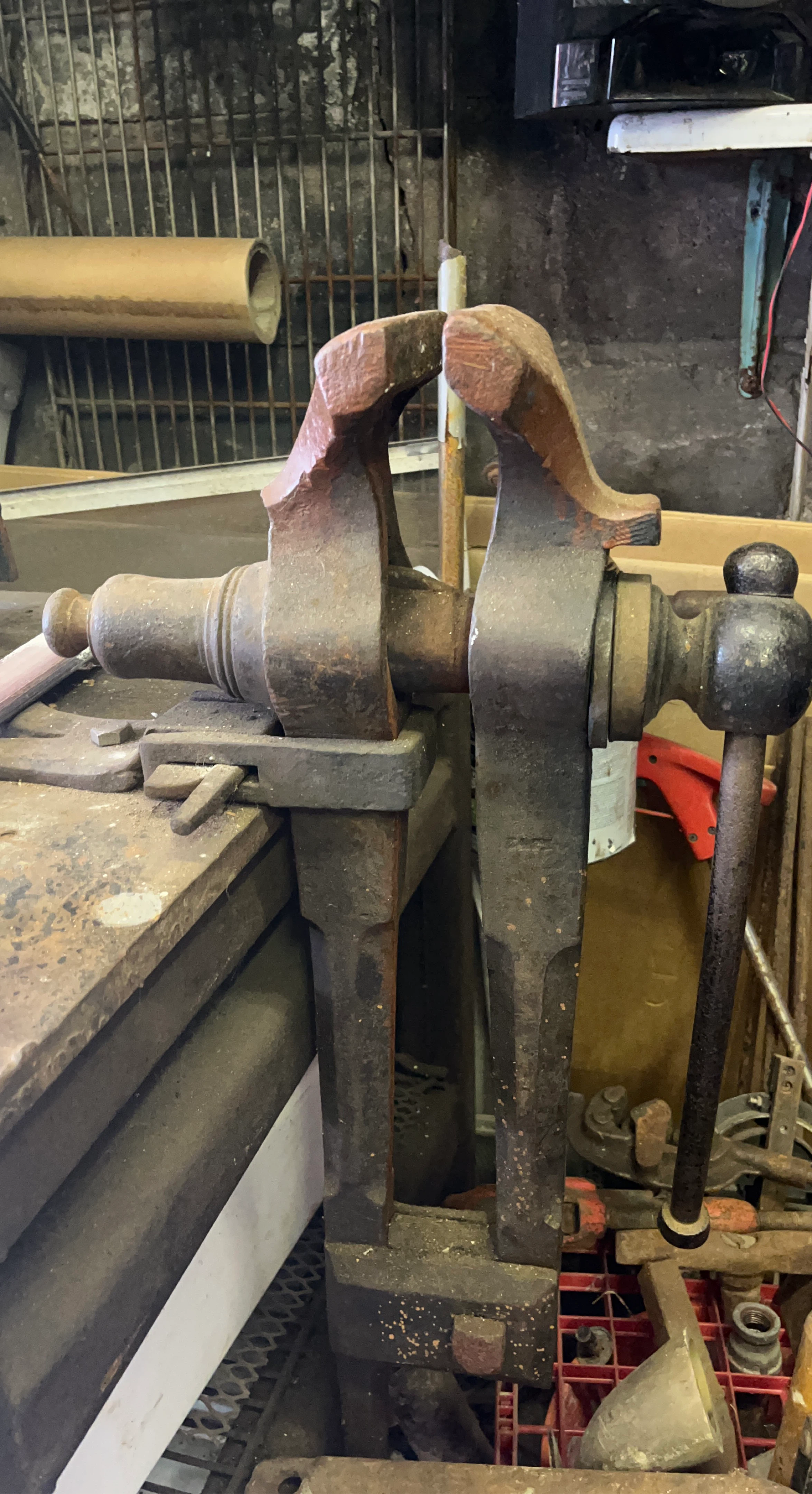 Vintage Metal Bench Vise