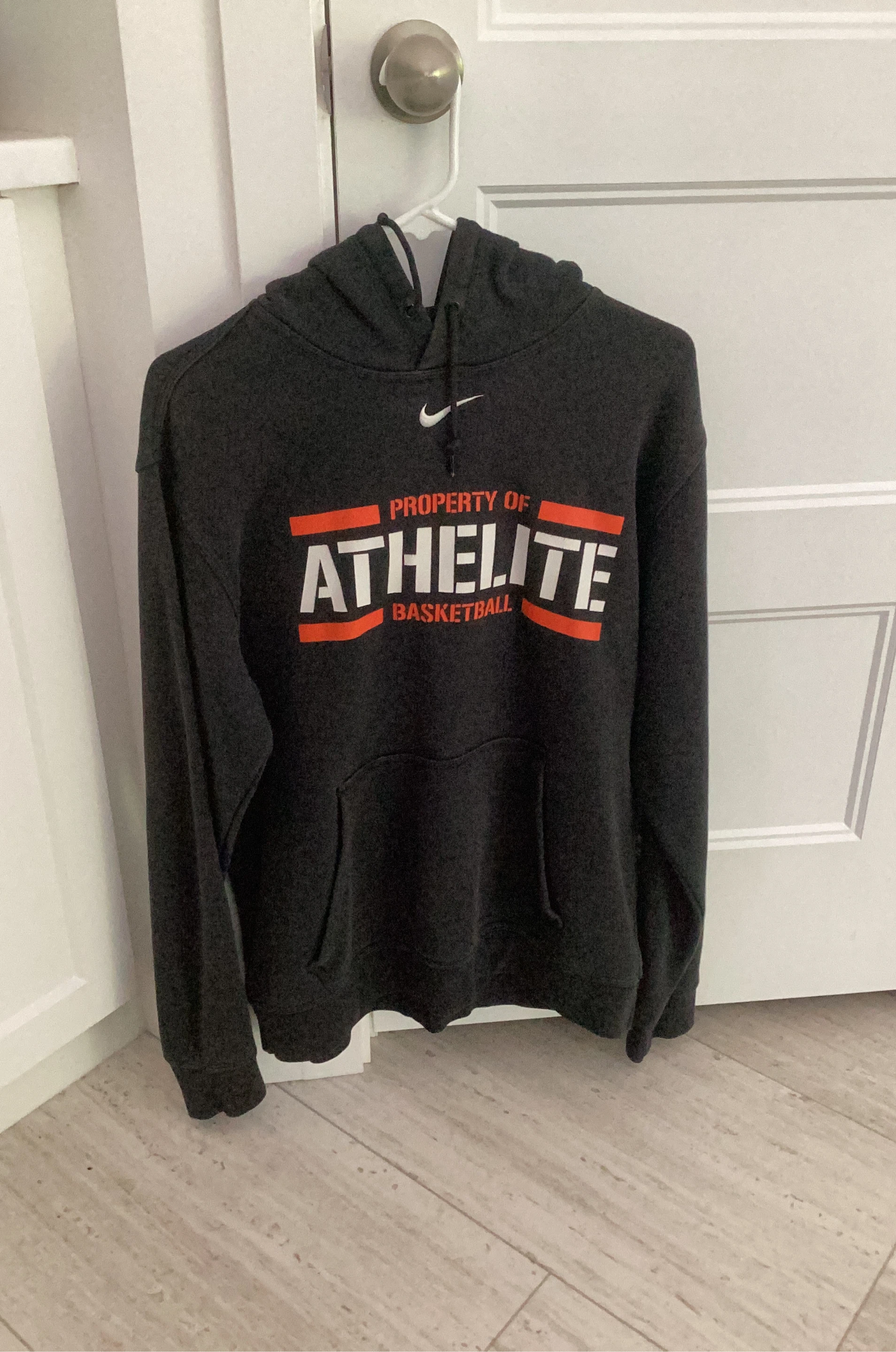Nike "Property of Athelite Basketball" Hoodie - Size M