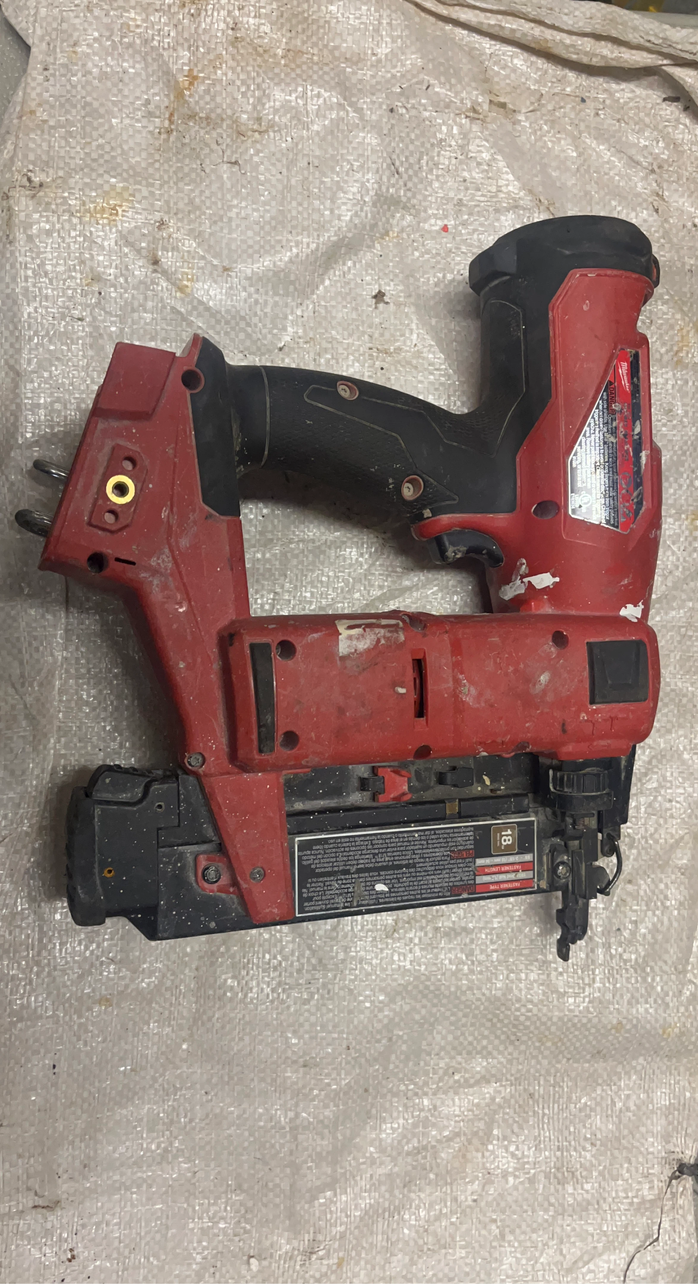 Milwaukee 18-Gauge Brad Nailer