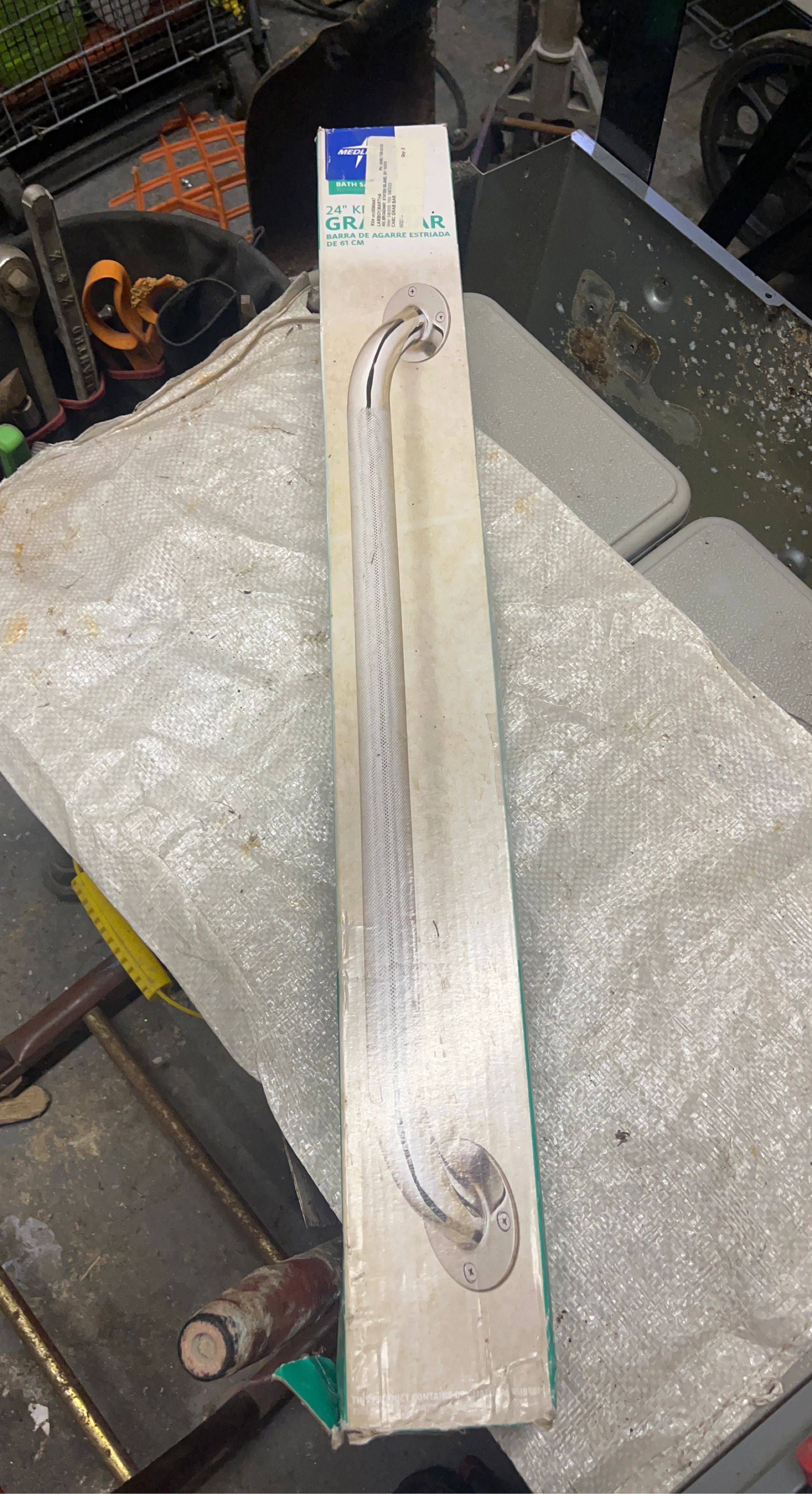 Medline 24" Knurled Grab Bar