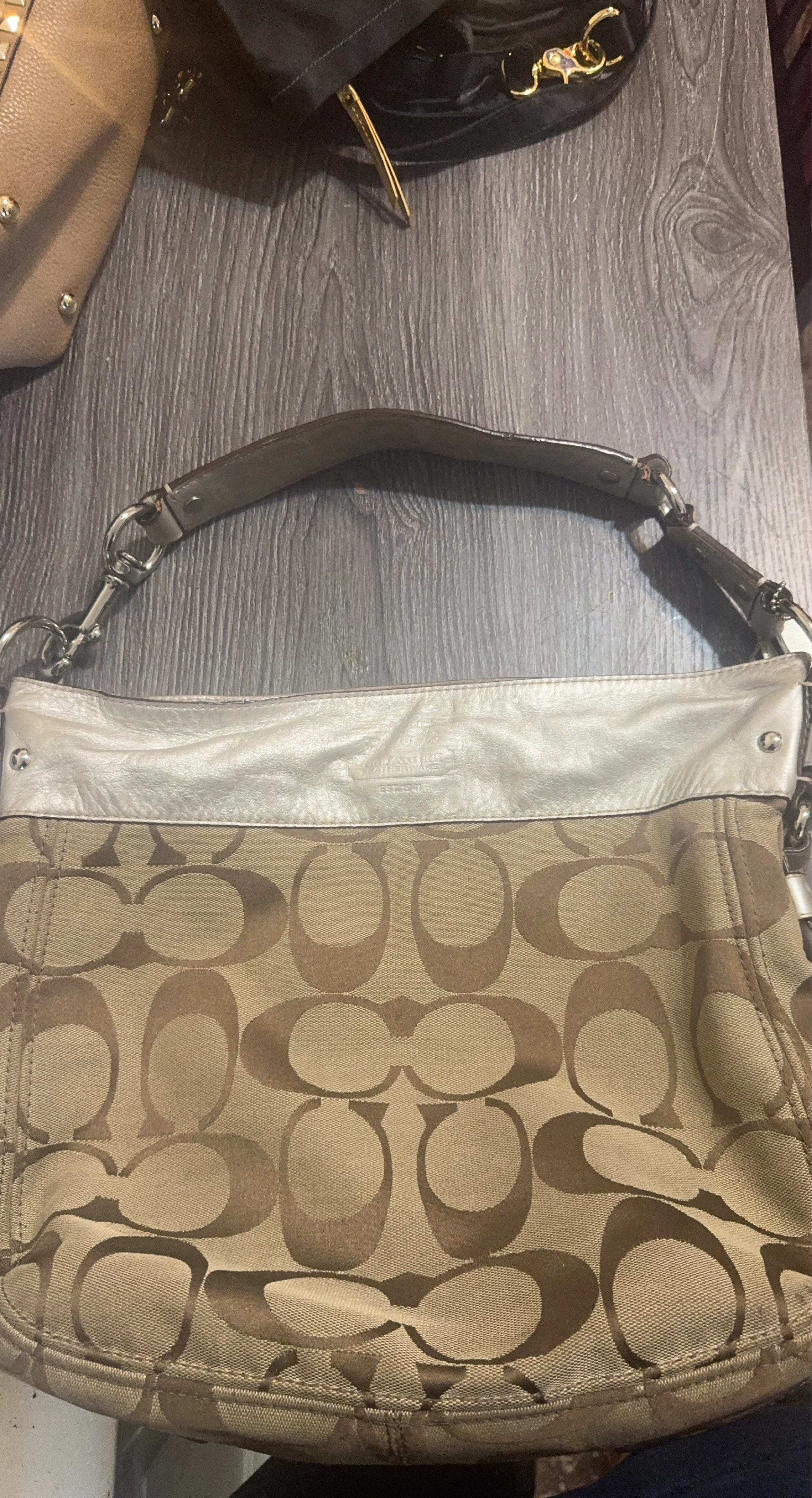 Coach Signature Shoulder Bag
