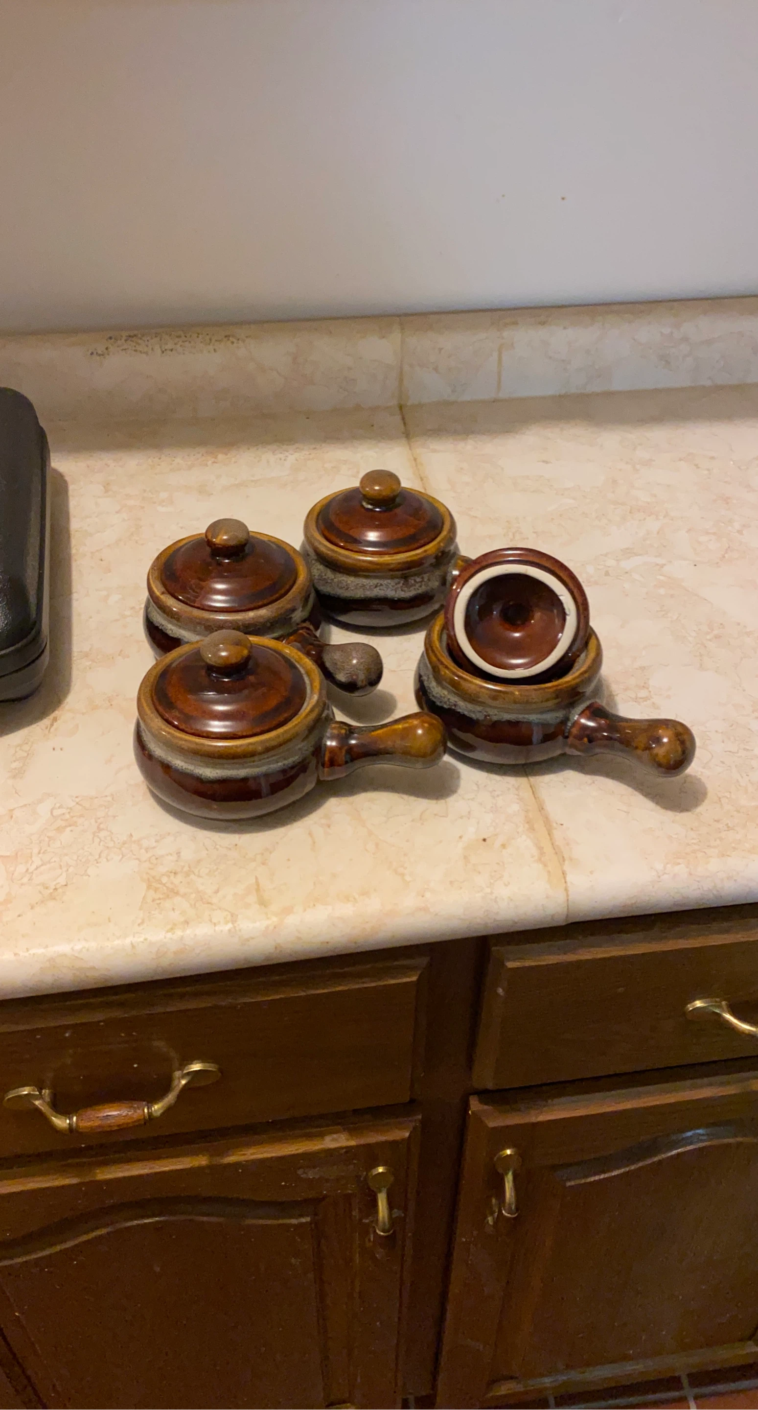 Set of 4 Brown Ramekins with Lids