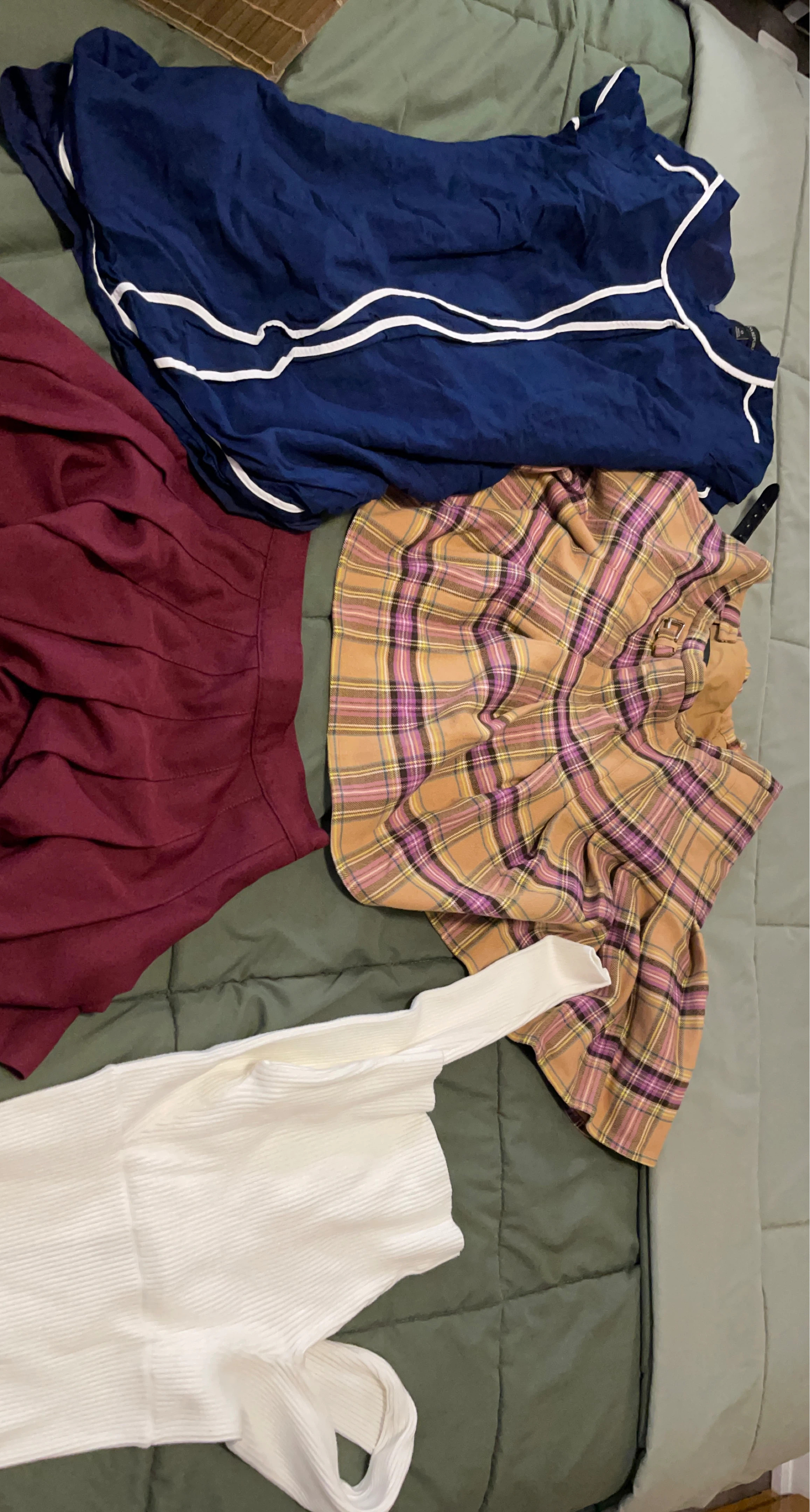 Bundle of Women's Clothing