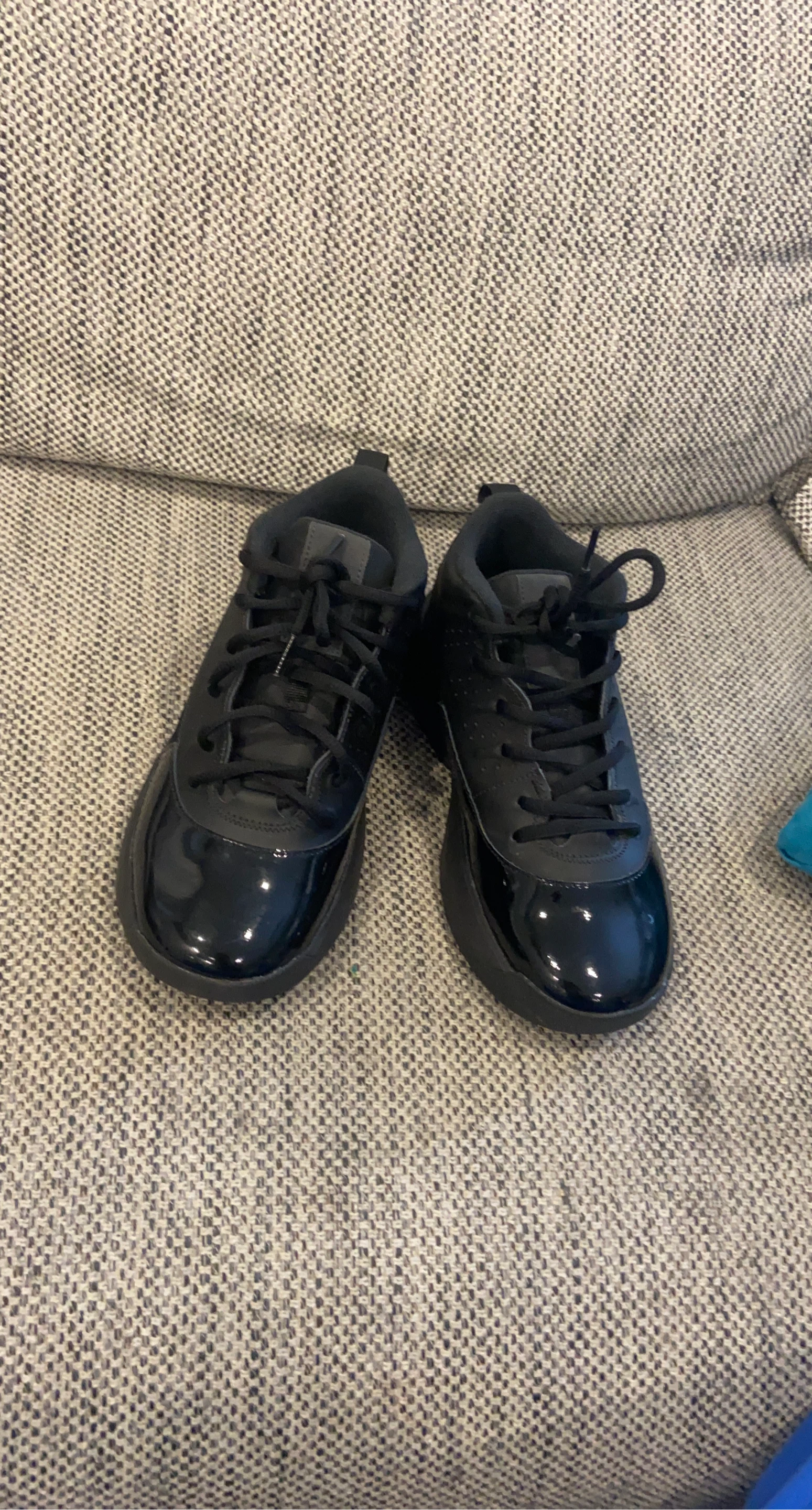 Jordan max aura 7 black